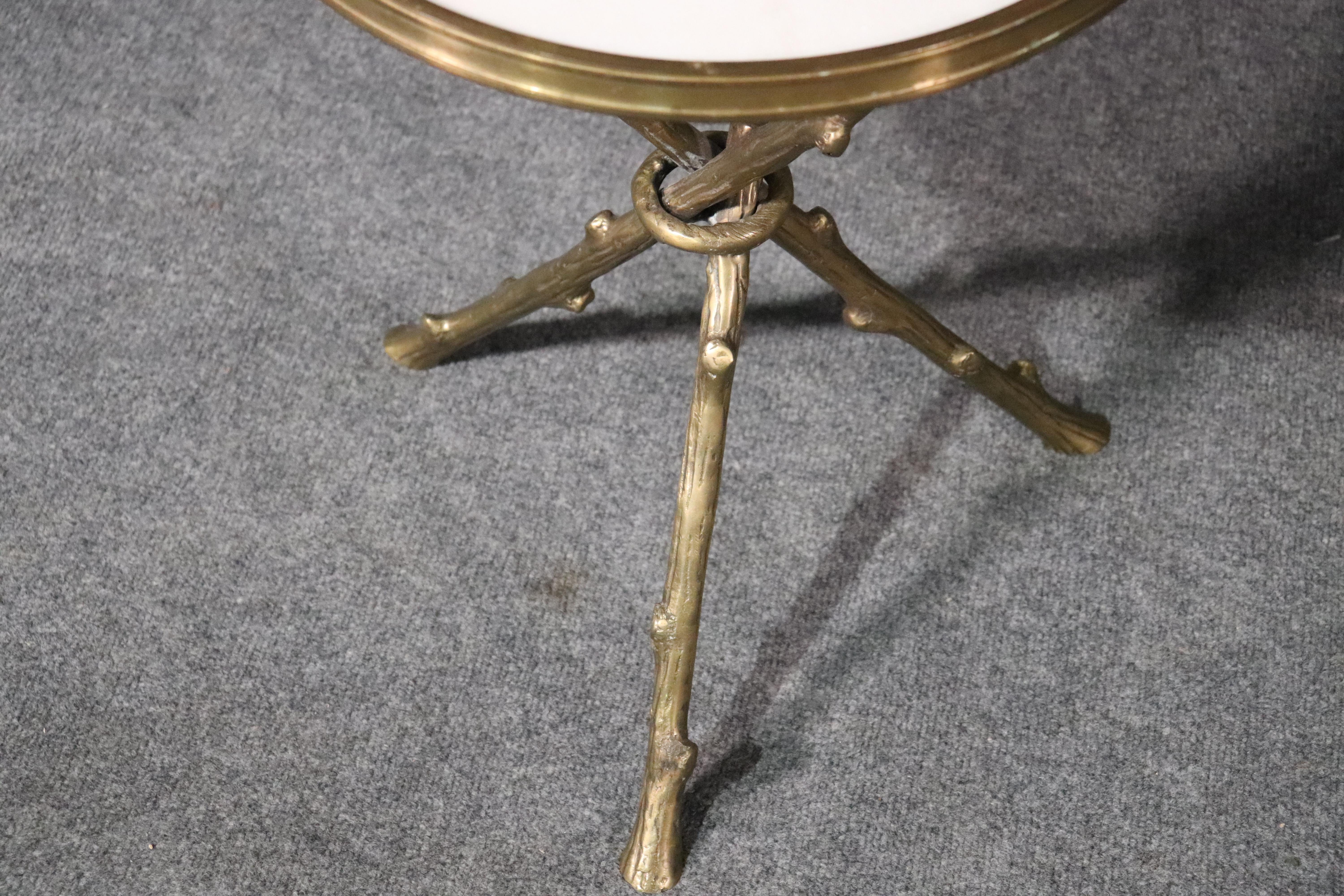 White Marble-Top Bronze Faux Bois Baguès Style End Occasional Table, circa 1980 In Good Condition In Swedesboro, NJ