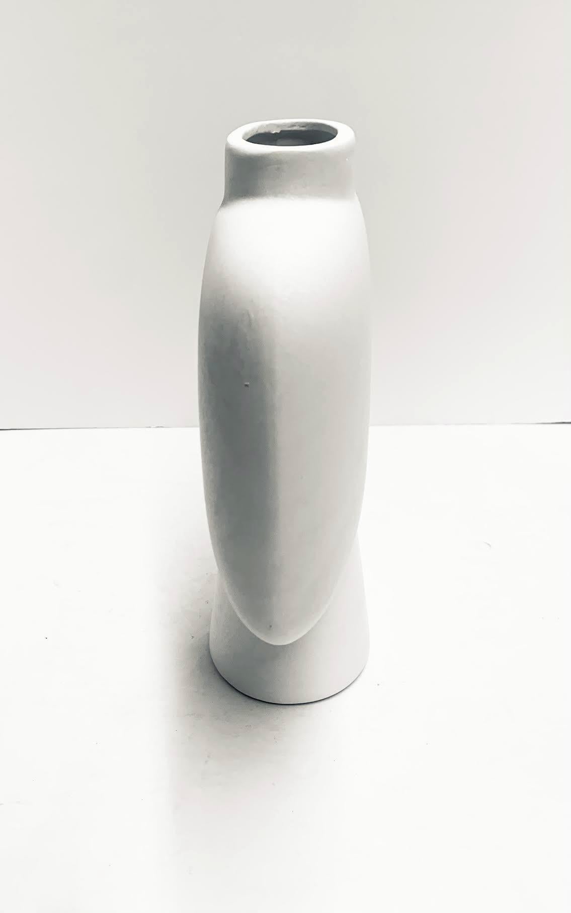 White Medium Size F Shaped Danish Design Vase, China, Contemporary In New Condition For Sale In New York, NY