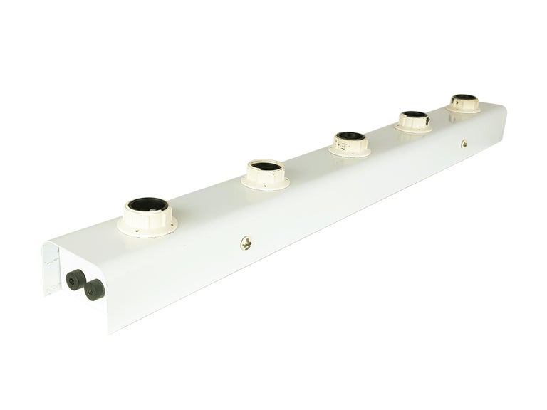 Italian White Metal 5-Lights Wall Lamp Mod. 50 by Gino Sarfatti for Arteluce, '68 For Sale