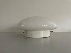 Flush Mount a fungo in metallo e vetro bianco di Visto, anni '60, Italia