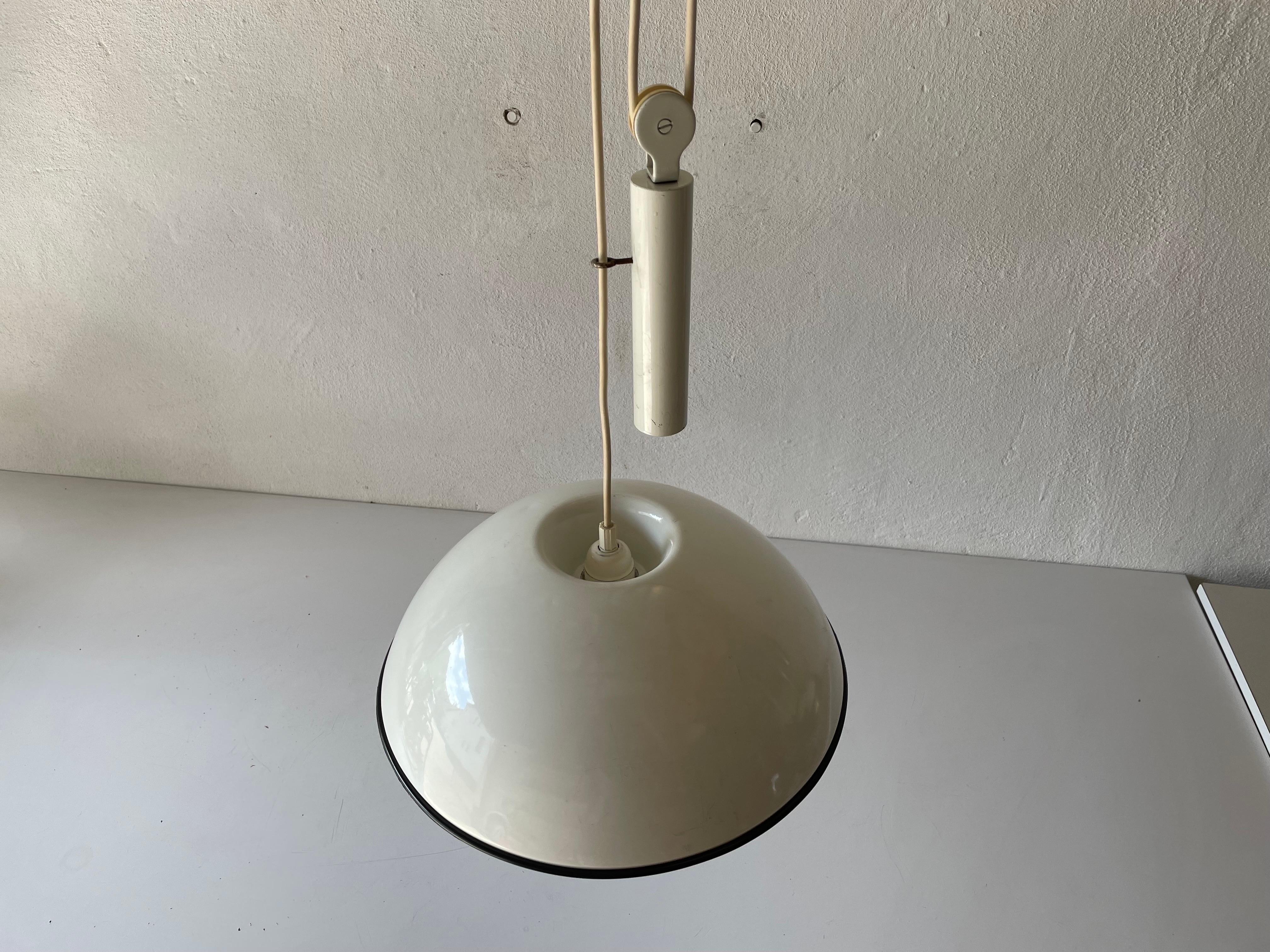 Mid-Century Modern White Metal Counterweight Pendant Lamp by Flos, 1970s, Italy For Sale