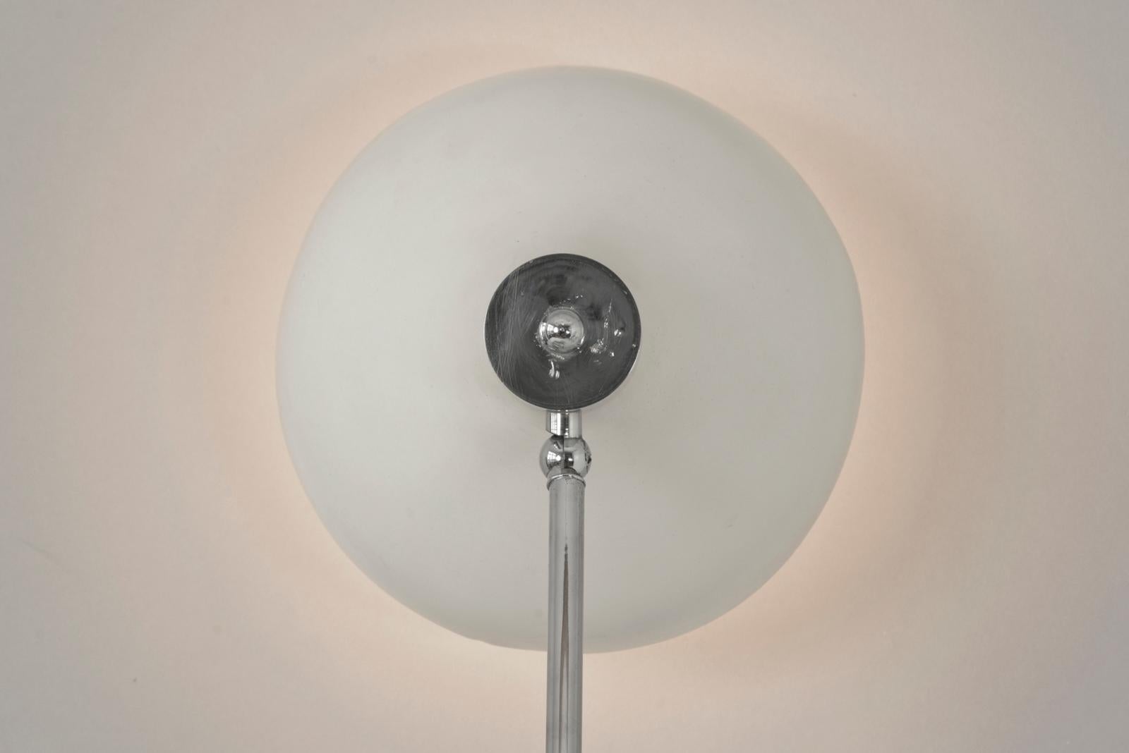 White Metal Floor Lamp by Stilux, Italy - 1960s  For Sale 4