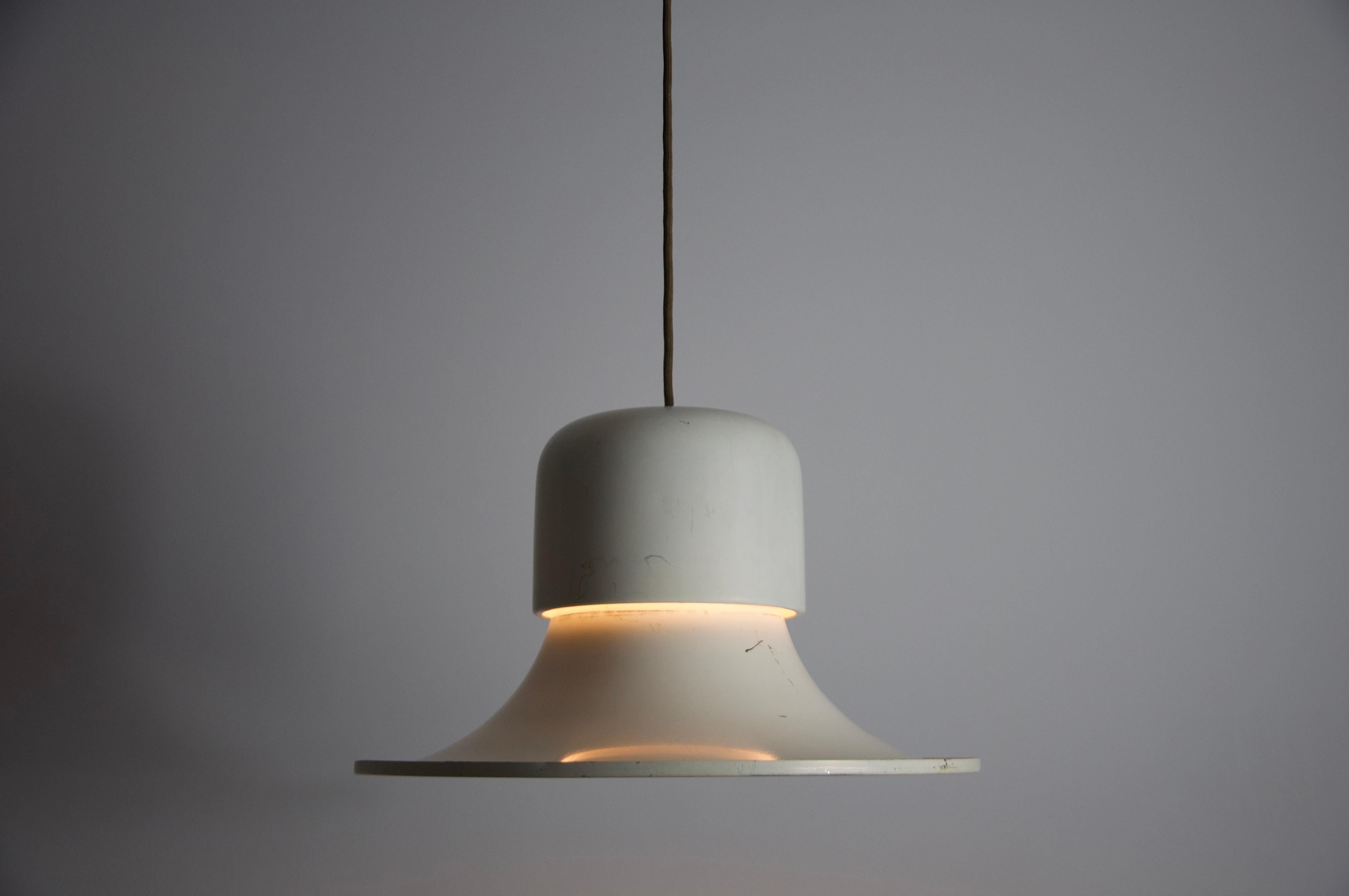 Lampada a sospensione in metallo bianco di Joe Colombo Stilnovo, Italia, anni '50 in vendita 9