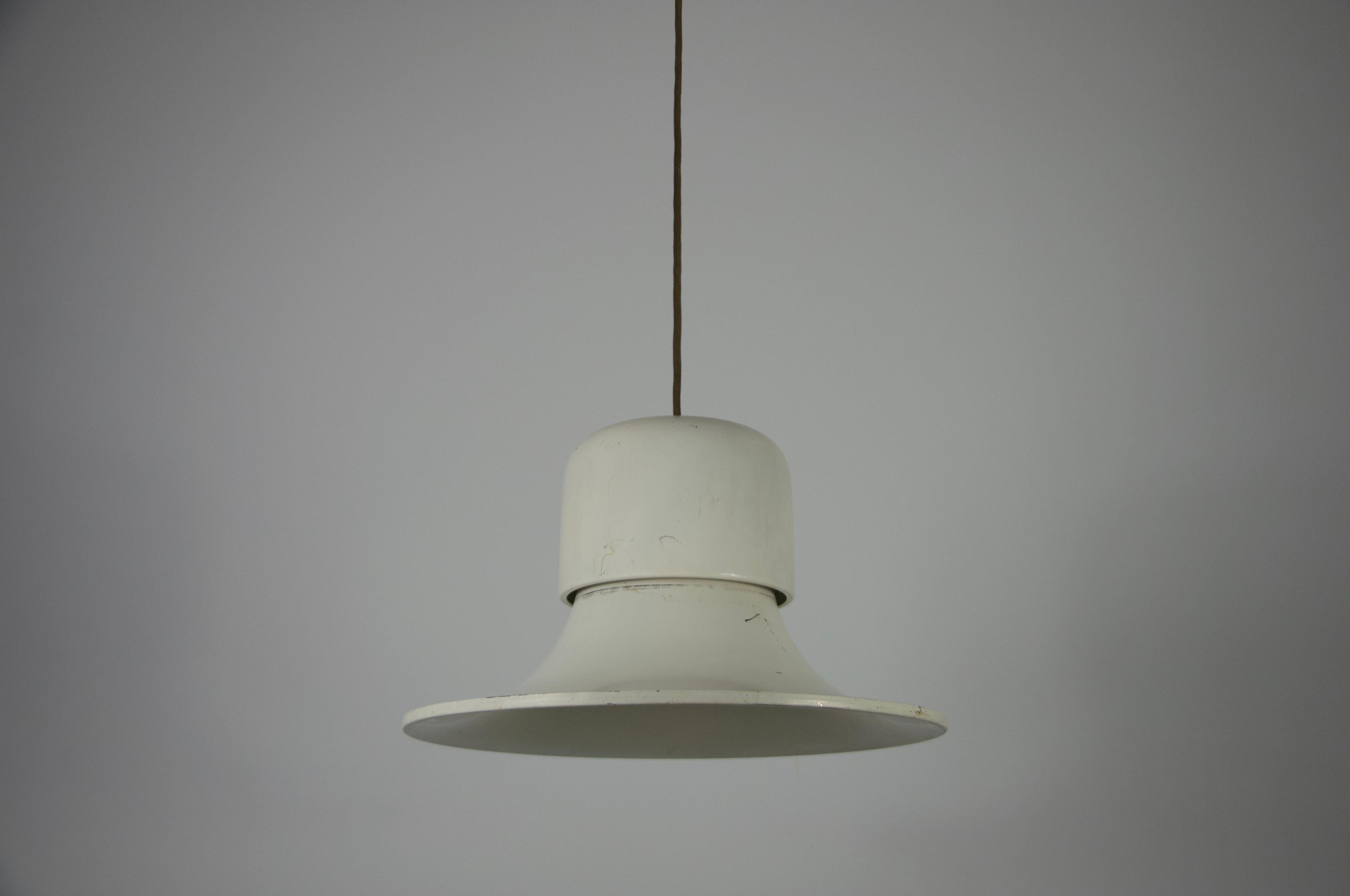 Lampada a sospensione in metallo bianco di Joe Colombo Stilnovo, Italia, anni '50 in vendita 1