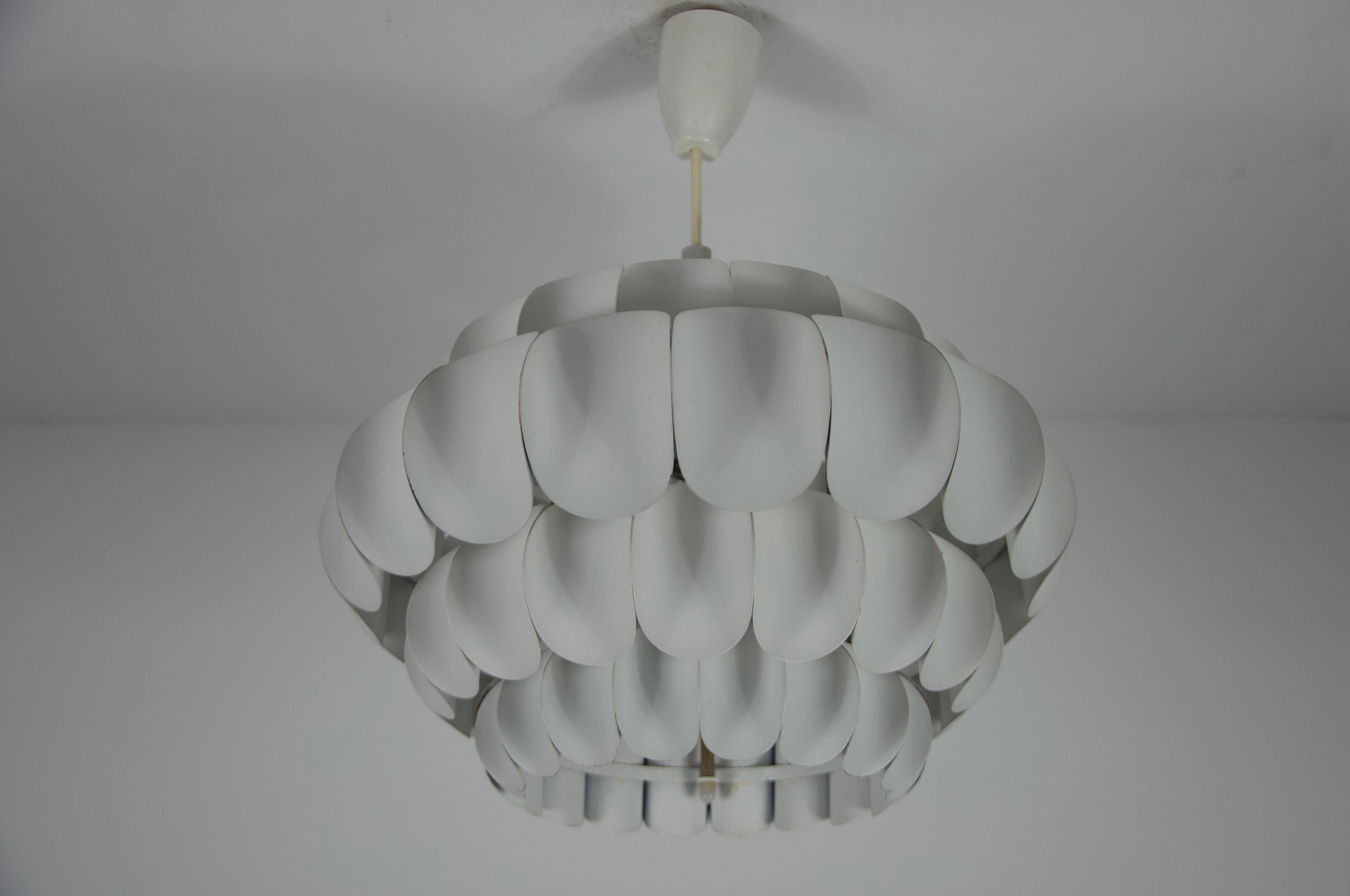 Mid-Century Modern White Metal Hanging Lamp by Thorsten Orrling for Temde, 1960s For Sale
