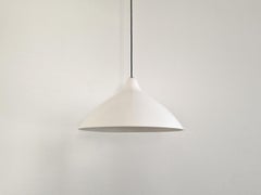 Lampada a sospensione in metallo bianco di Lisa Johansson-Pape per Orno Stockmann, Finlandia
