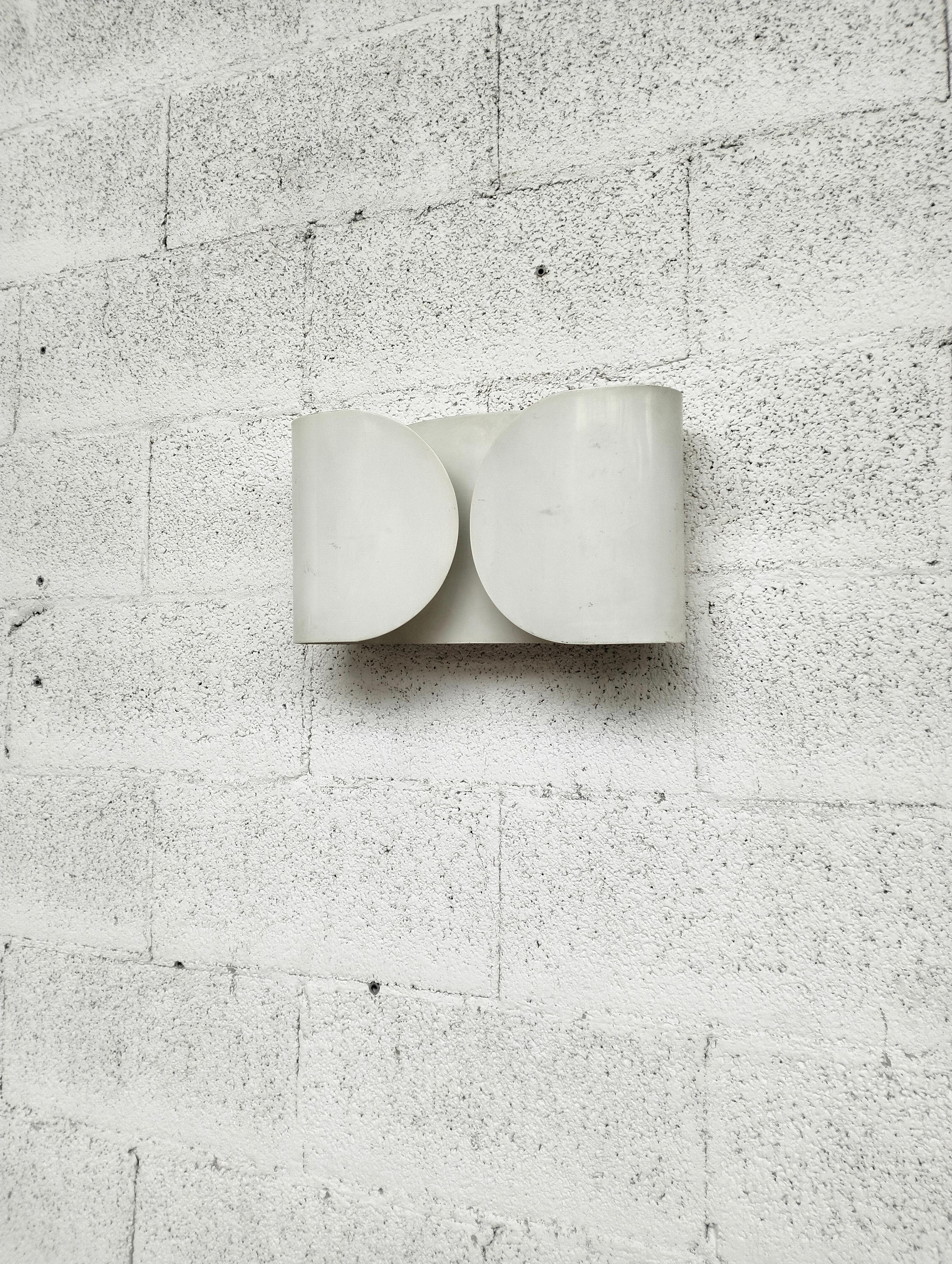 Metal White metal sconce, applique Foglio by Afra e Tobia Scarpa for Flos 60s, 70s For Sale