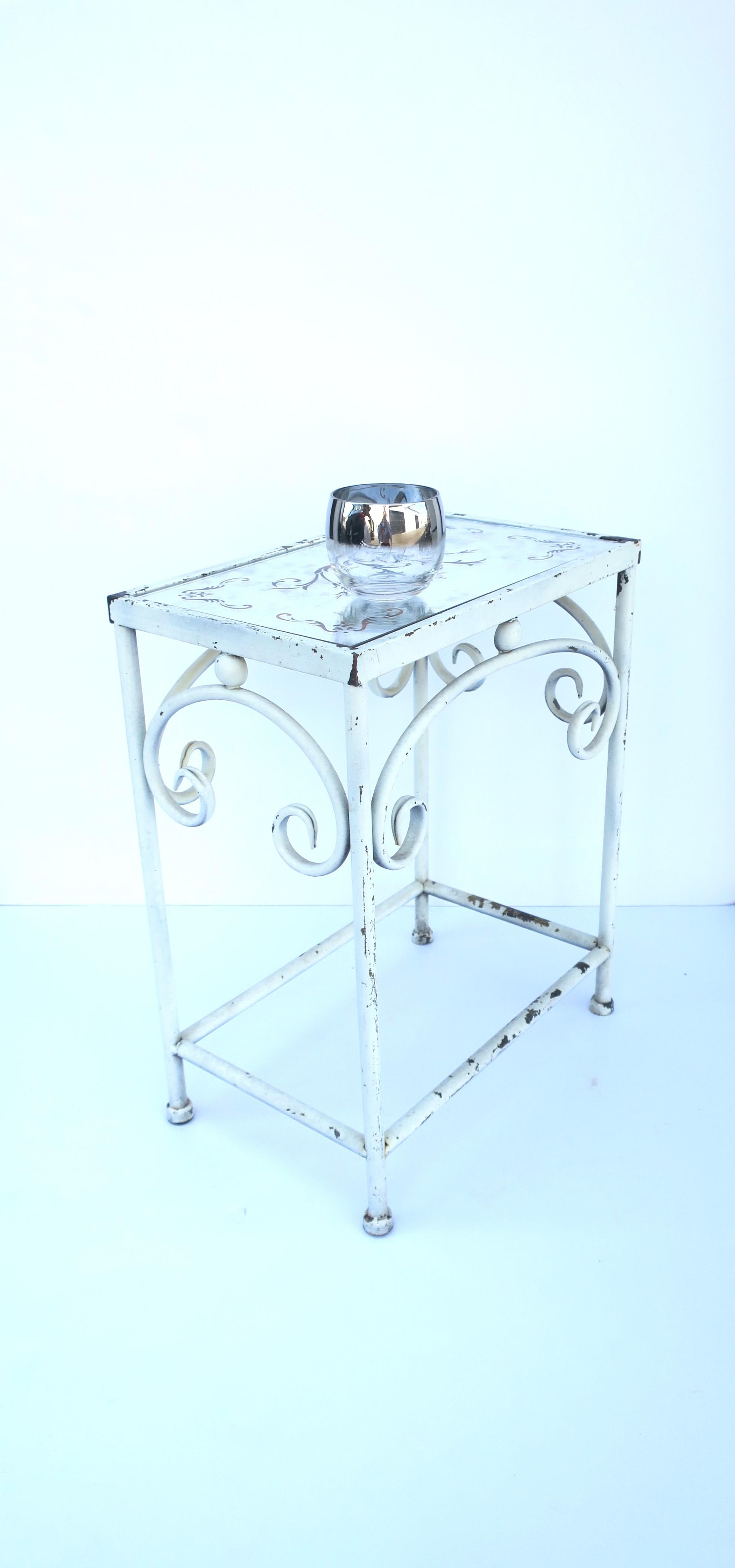 White Metal Side Drinks Table with Mirrored Glass Top, Small For Sale 2