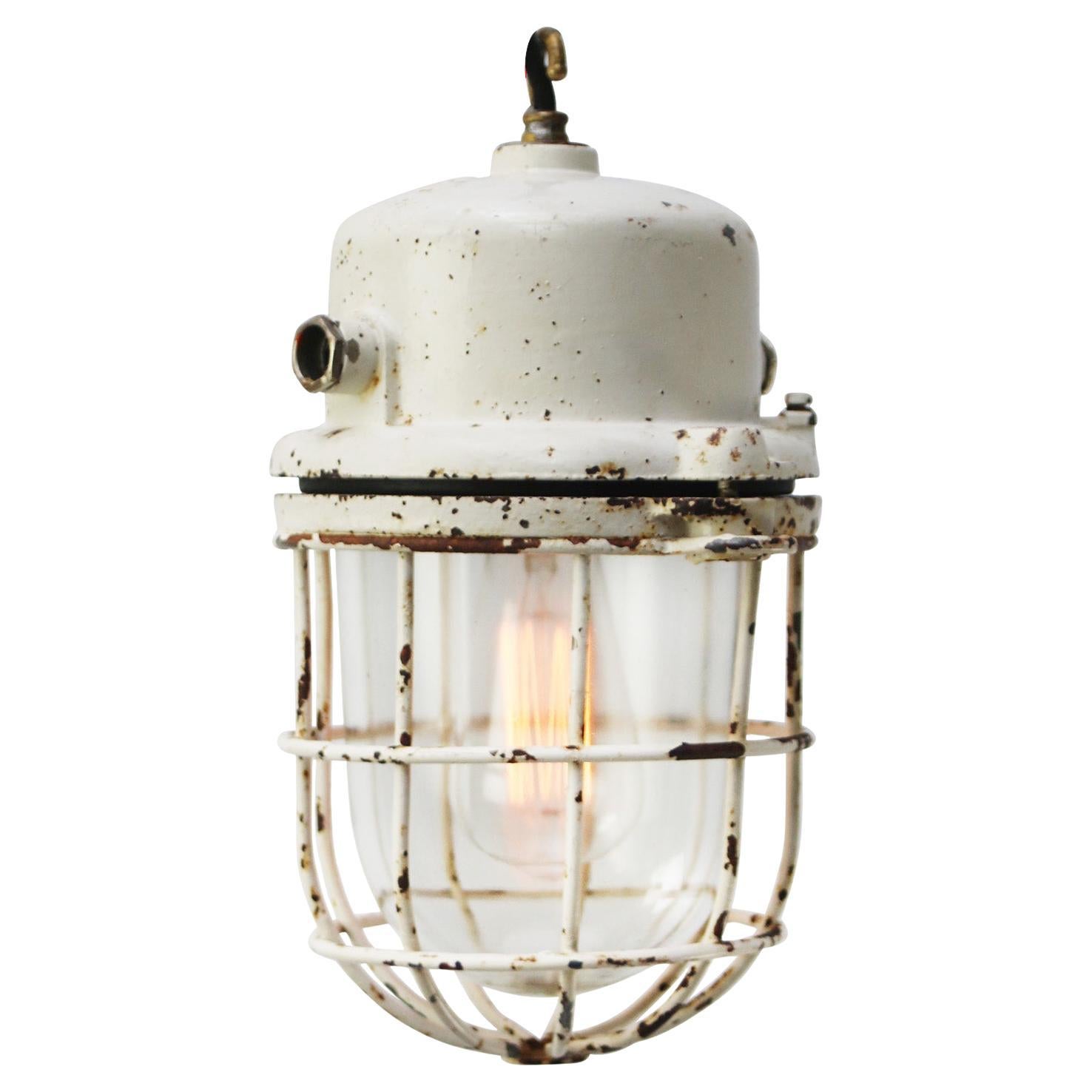 Luci a sospensione industriali in metallo bianco e vintage con vetro trasparente in vendita