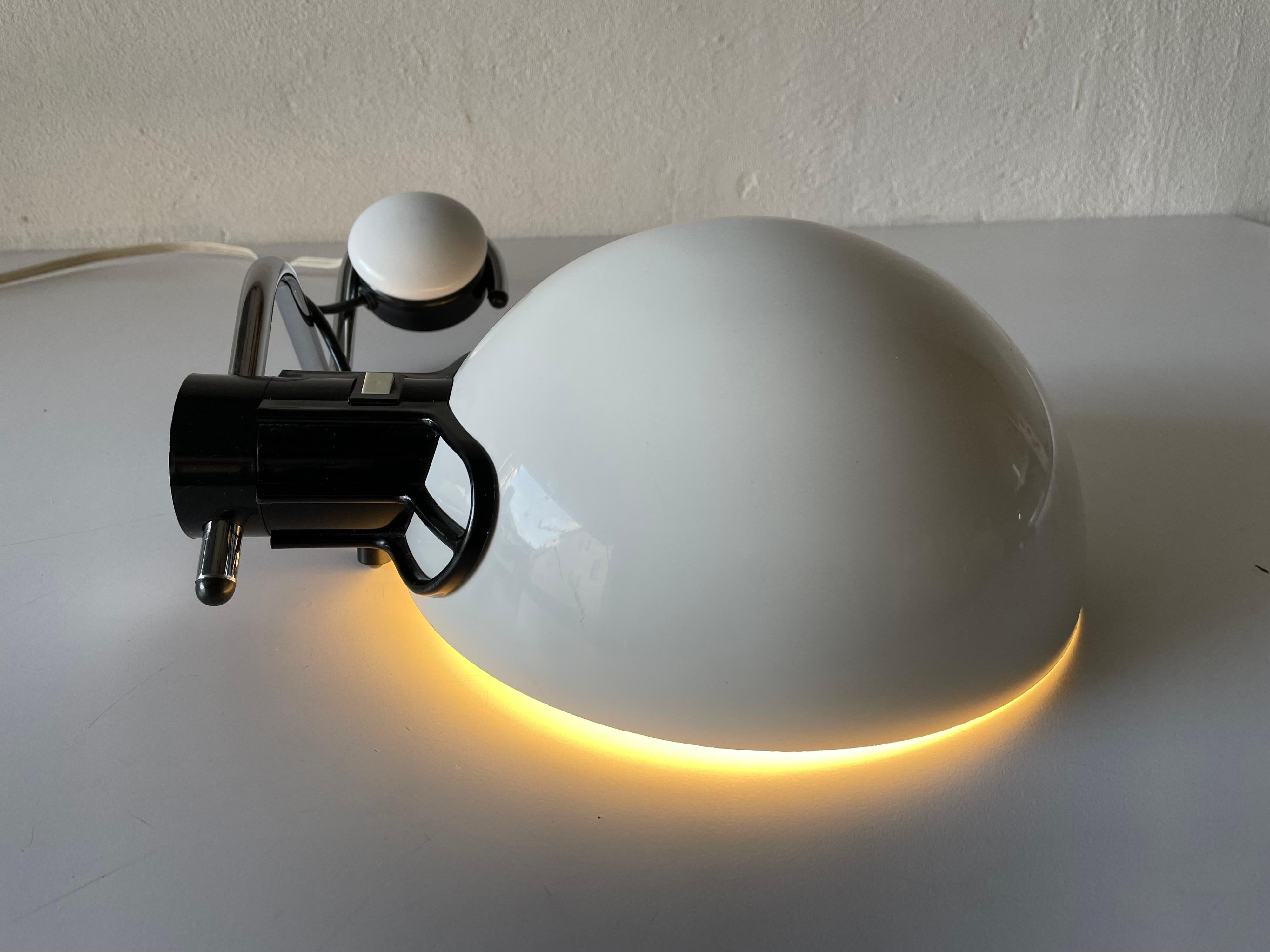 White Metal Wall Lamp by iGuzzini for Harveiluce, 1970s, Italy For Sale 6