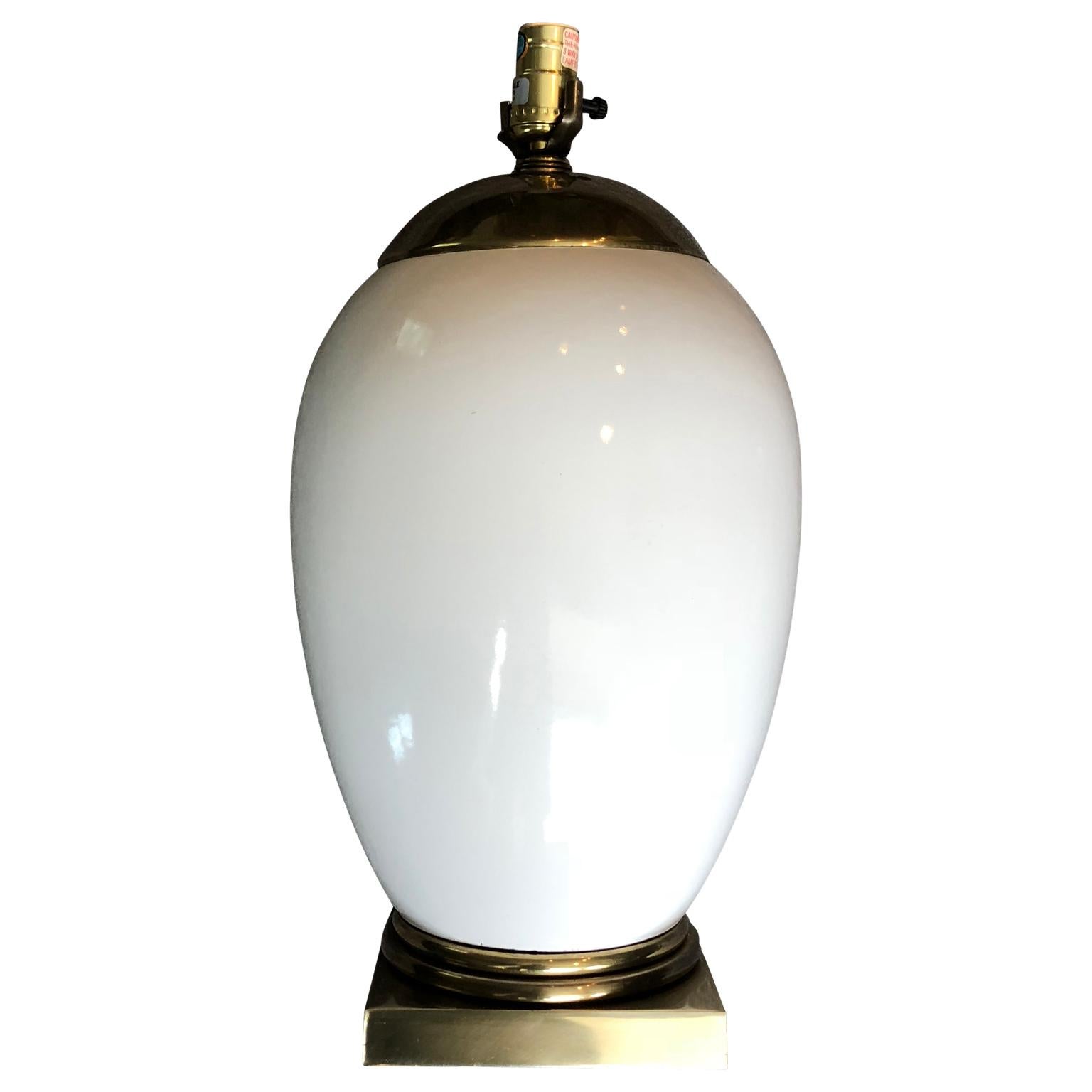 Large Mid-Century Modern Modern Ellipse Shaped Brass and Enamel Table Lamp In Good Condition In Haddonfield, NJ