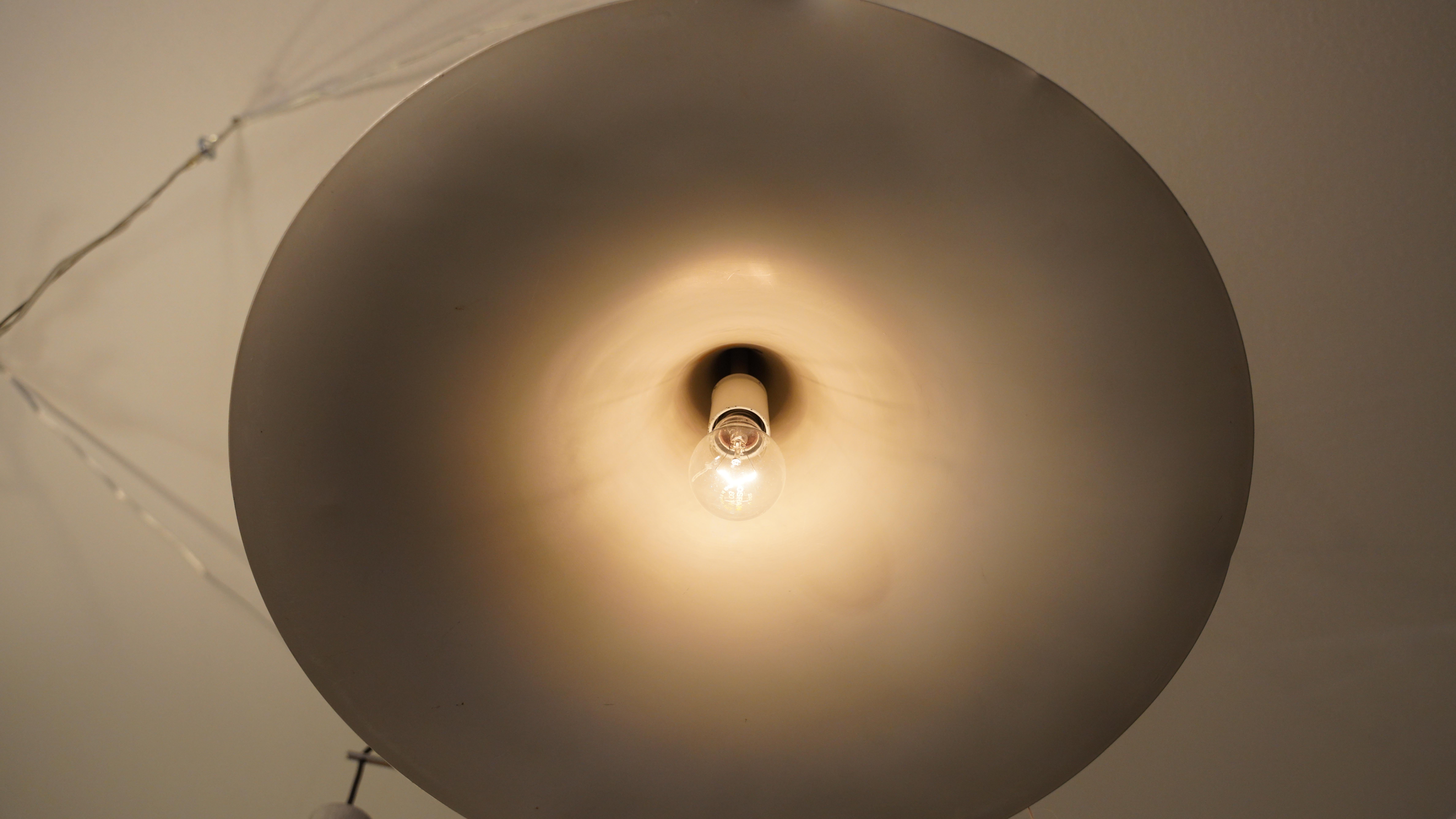 Mid-Century Modern Luminaire suspendu moderne du milieu du siècle, blanc en vente