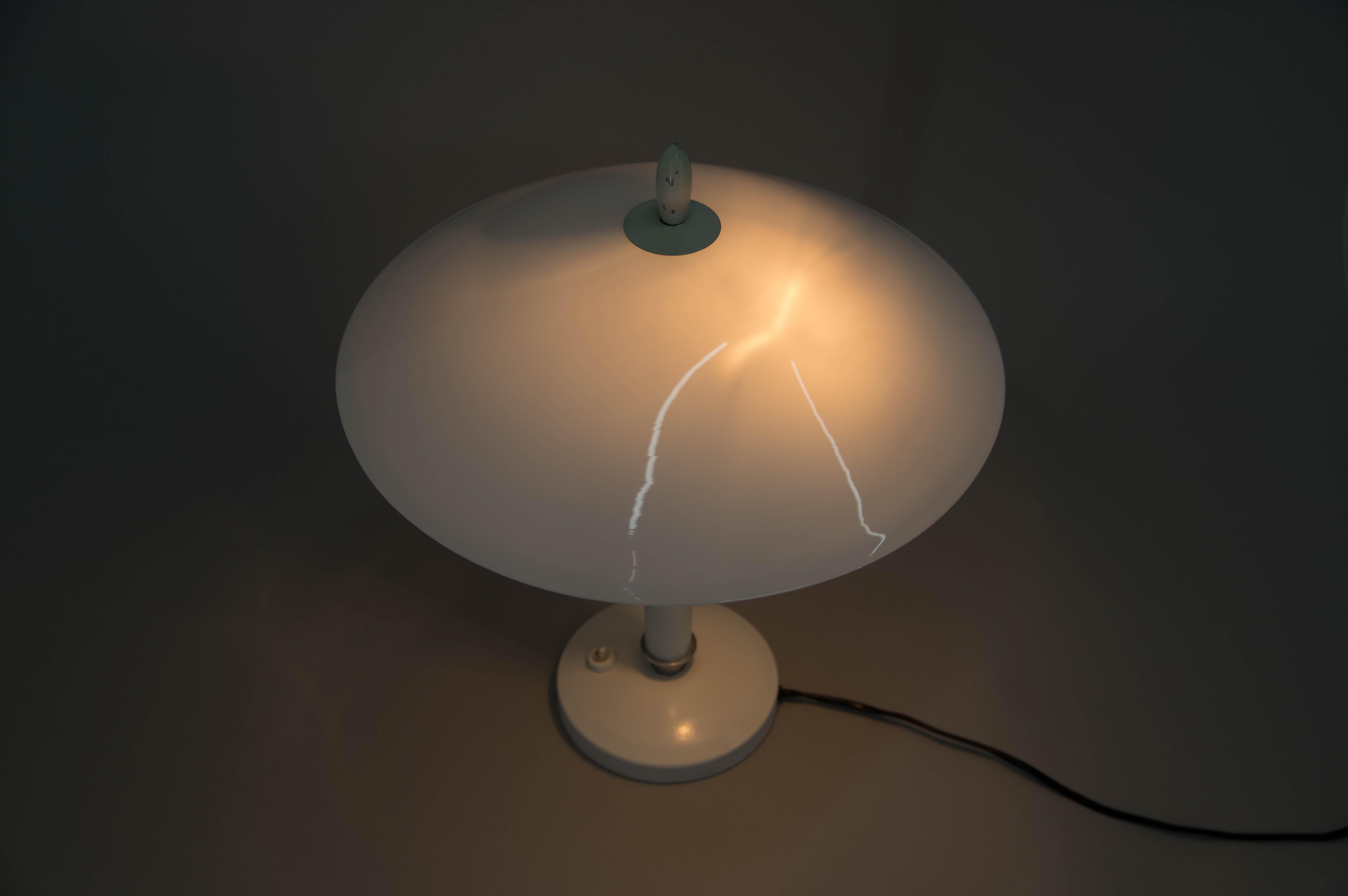 Mid-20th Century White Mid-Century Table Lamp, 1950s For Sale