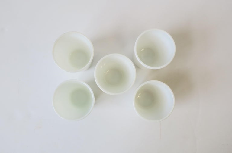White Milk Glass Cocktail Tumbler Glasses, Early 20th Century For Sale 10