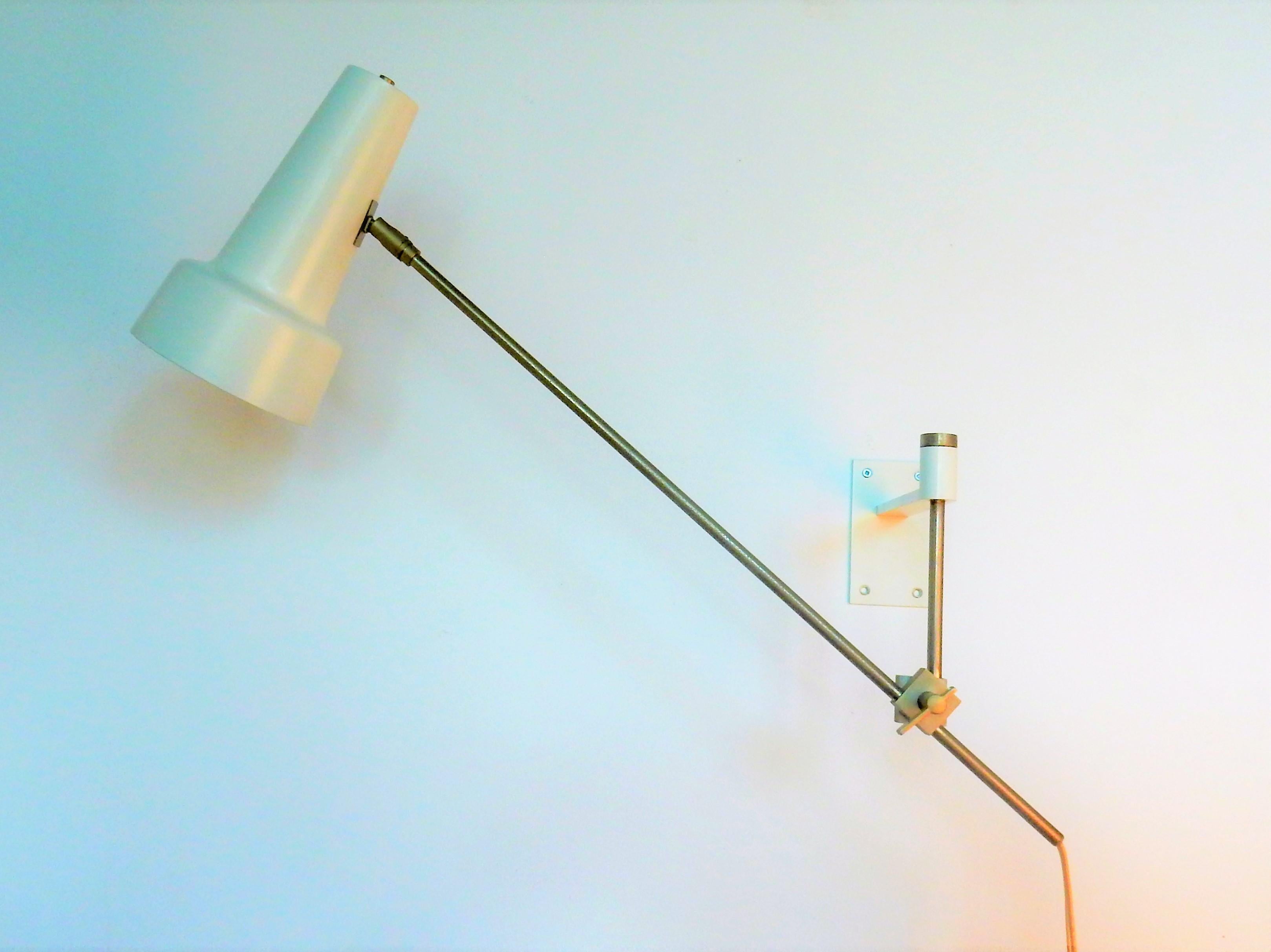 Mid-17th Century White Model 55 Wall Lamp by Willem Hagoort for Hagoort Lighting, 1960s