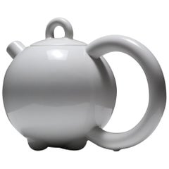 white modern Matteo Thun Fantasia Teapot, Memphis style 1980s
