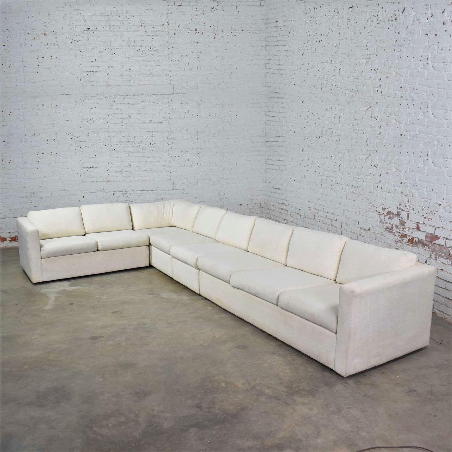 White Modern Tuxedo Five Piece Sectional Sofa by Milo Baughman for Thayer Coggin In Good Condition In Topeka, KS
