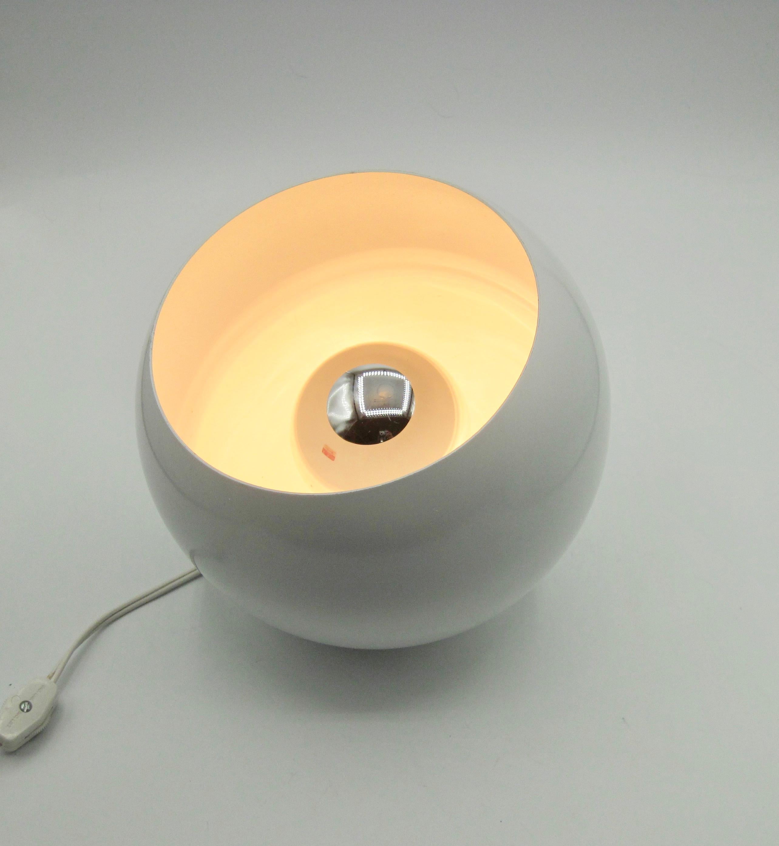 White Modernist Swivelier Eyeball Portable Lamp 2