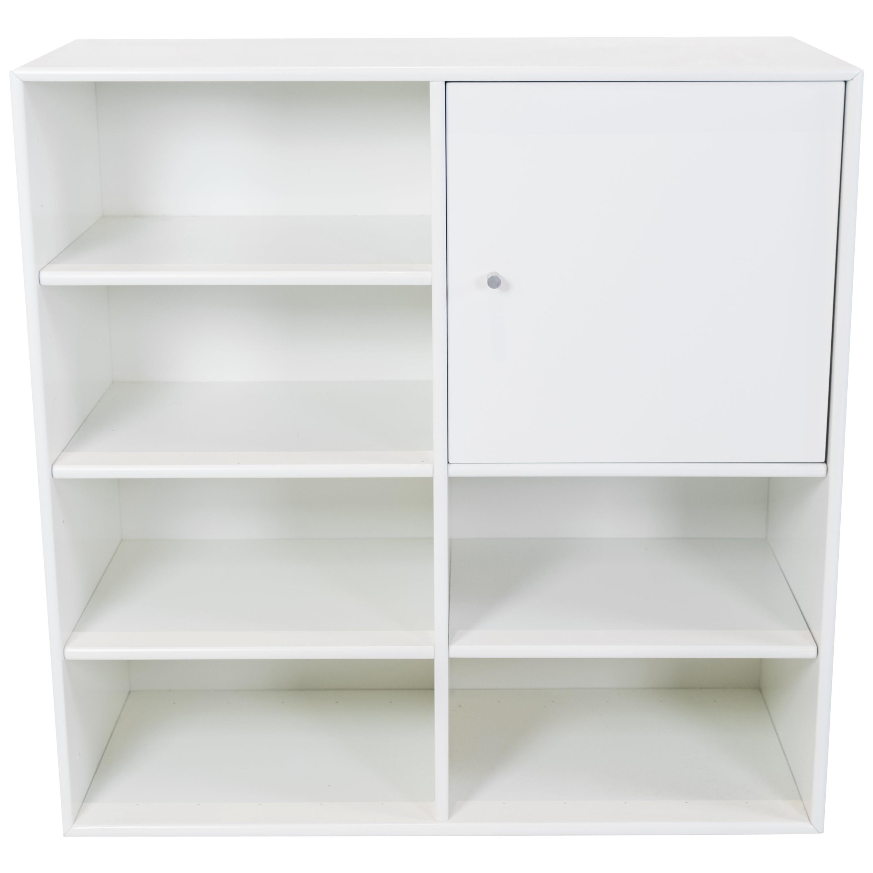 White Montana Module with Cabinet and 6 Shelves, Designed by Peter J. Lassen