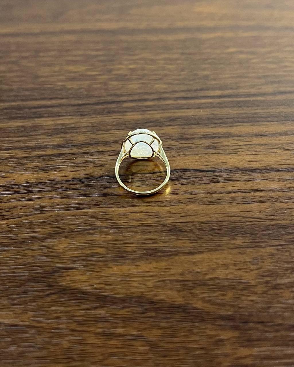 Weißer Mondstein Diamanten Halo Set 14 Gelbgold Aussage Einzigartige Cocktail Ring im Zustand „Neu“ im Angebot in Oakton, VA