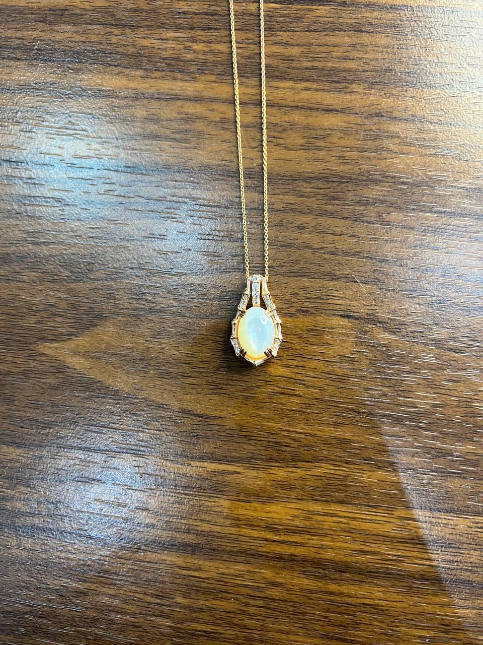 White Mother of Pearl Diamond Bamboo Detail 14K Rose Gold Pendant Chain Necklace In New Condition For Sale In Oakton, VA