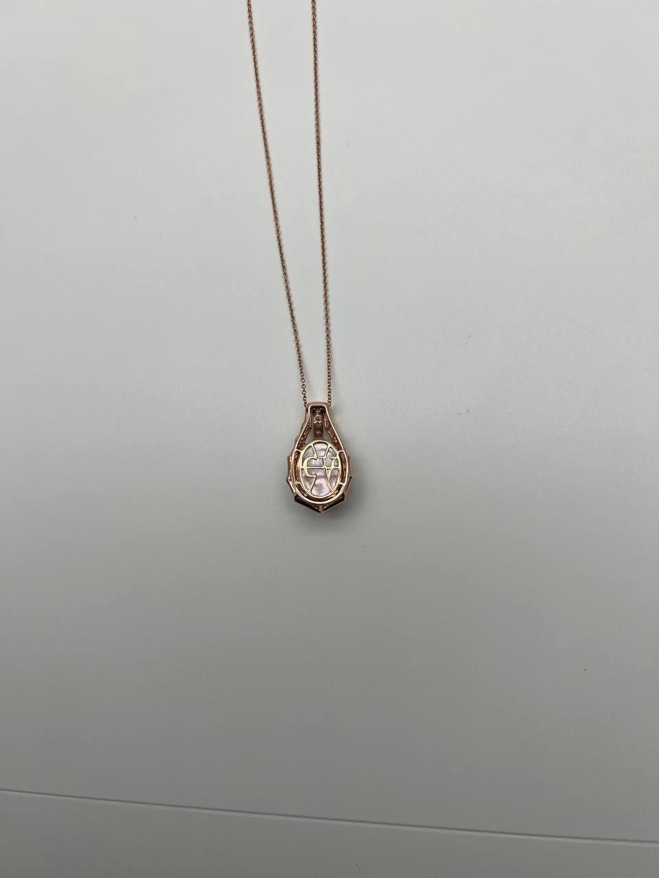 White Mother of Pearl Diamond Bamboo Detail 14K Rose Gold Pendant Chain Necklace For Sale 4