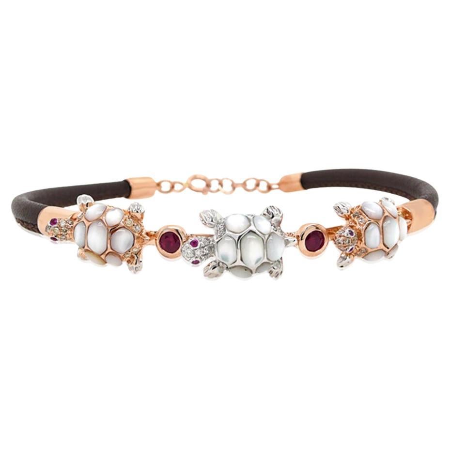 Madreperla blanca y diamante Rubí Tortuga Animal Pulsera de piel de oro rosa en venta