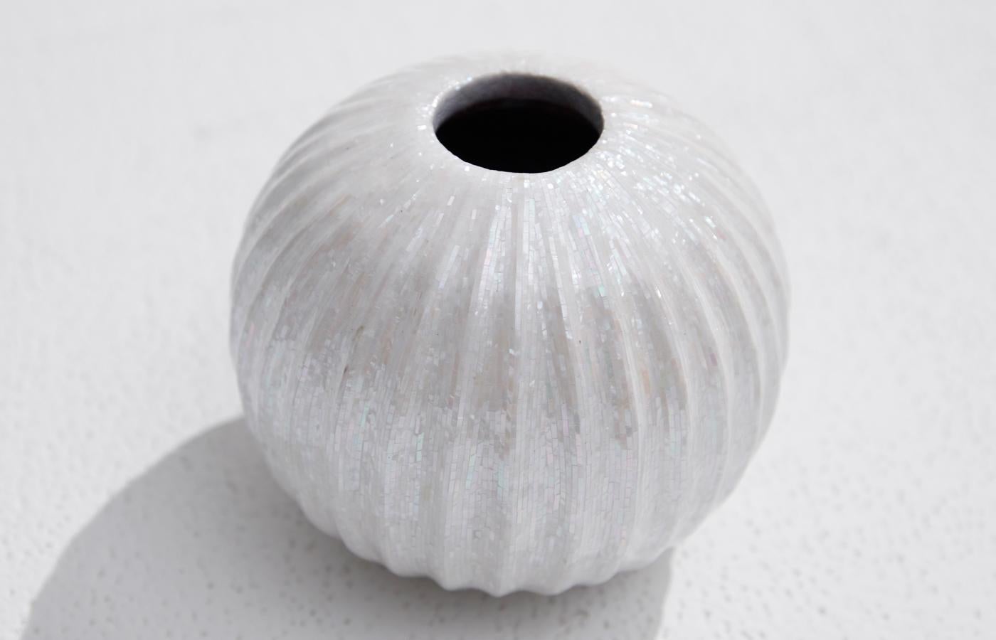 South Korean White Mother-of-Pearl Wooden Object Vase 03