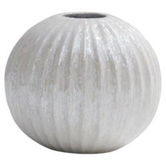 White Mother-of-Pearl Wooden Object Vase 03