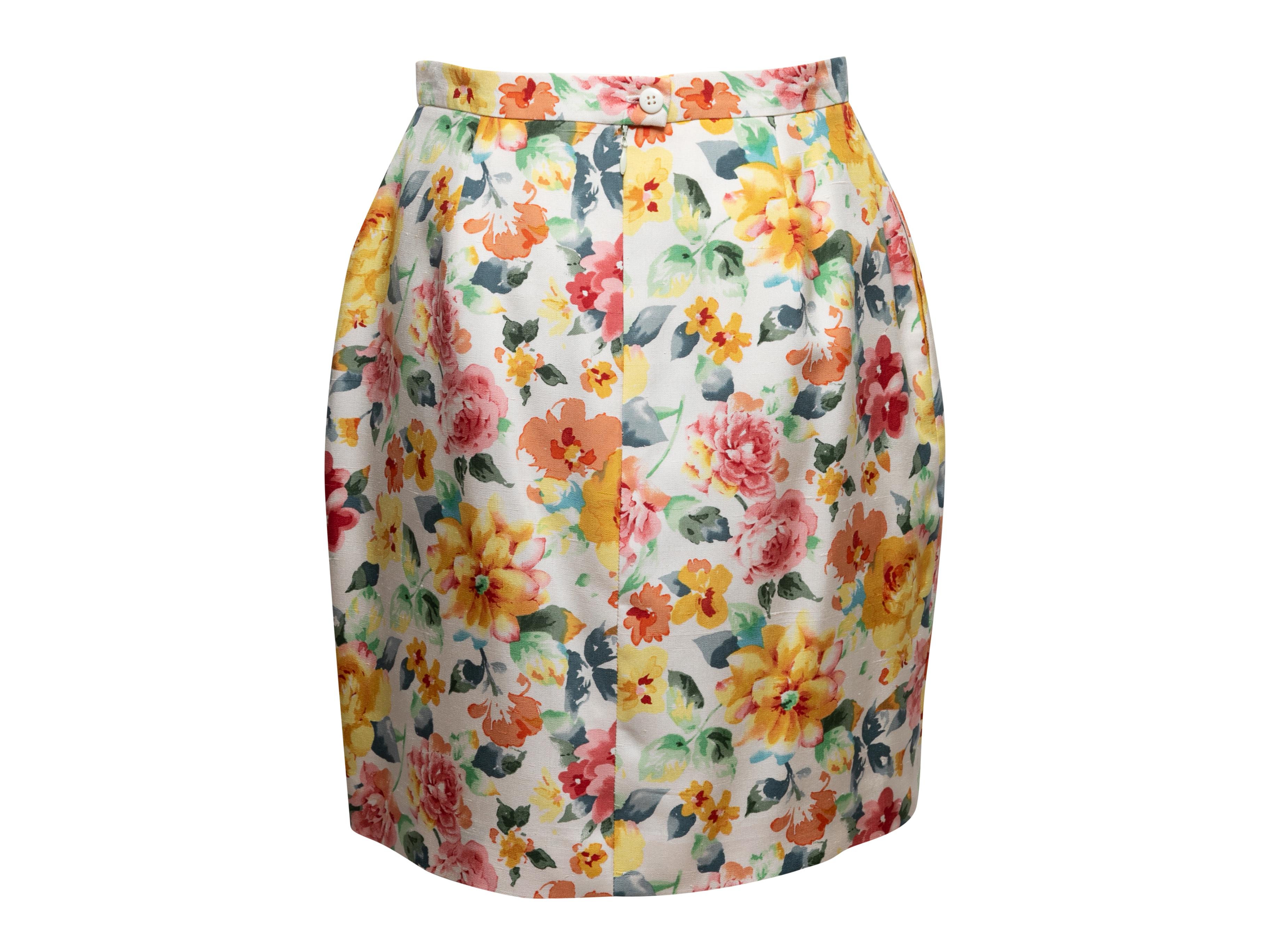 White & Multicolor Christian Dior Floral Print Skirt Size US 8 In Good Condition For Sale In New York, NY