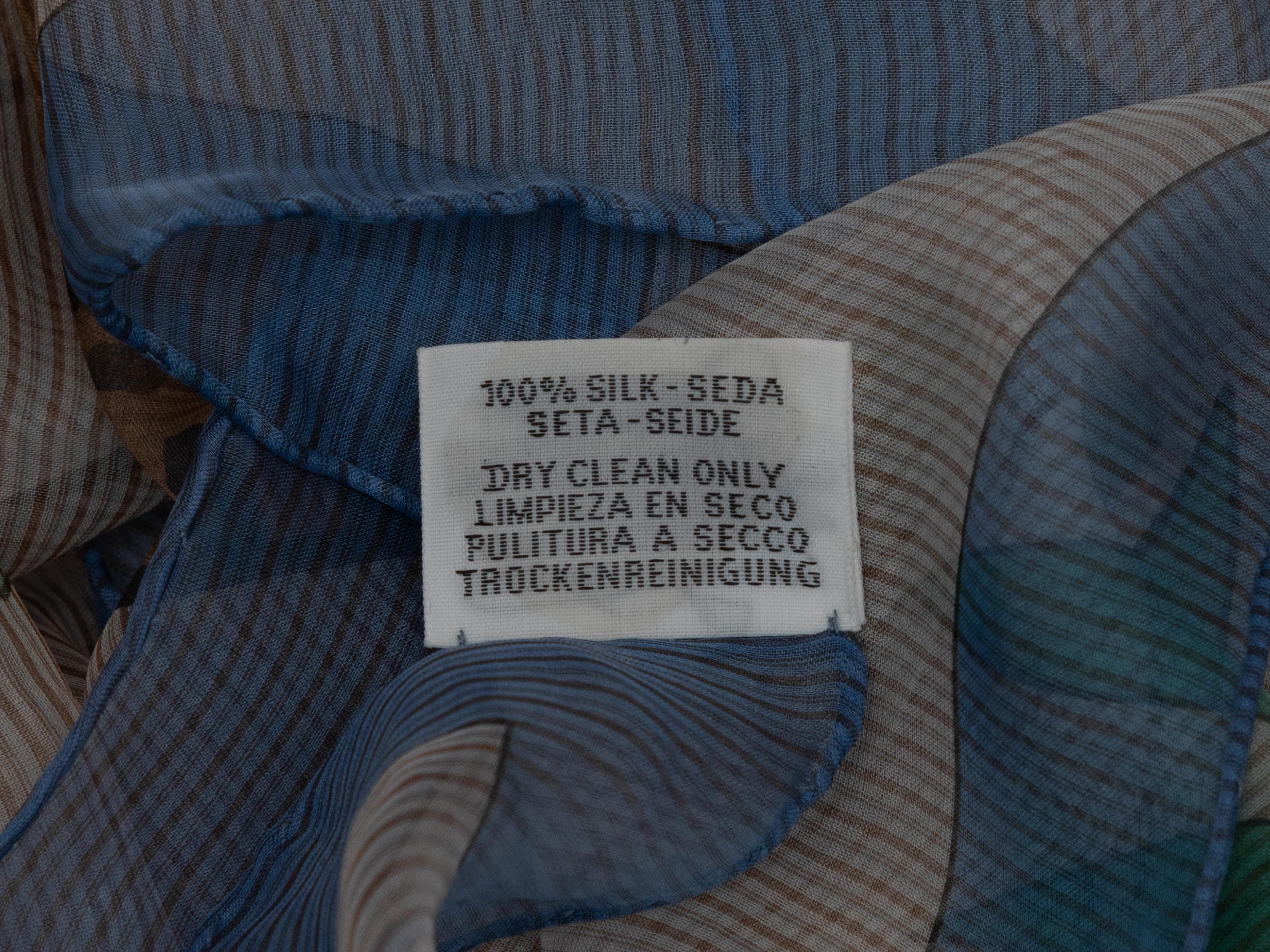 White & Multicolor Hermes Silk Tiger Print Scarf In Good Condition For Sale In New York, NY