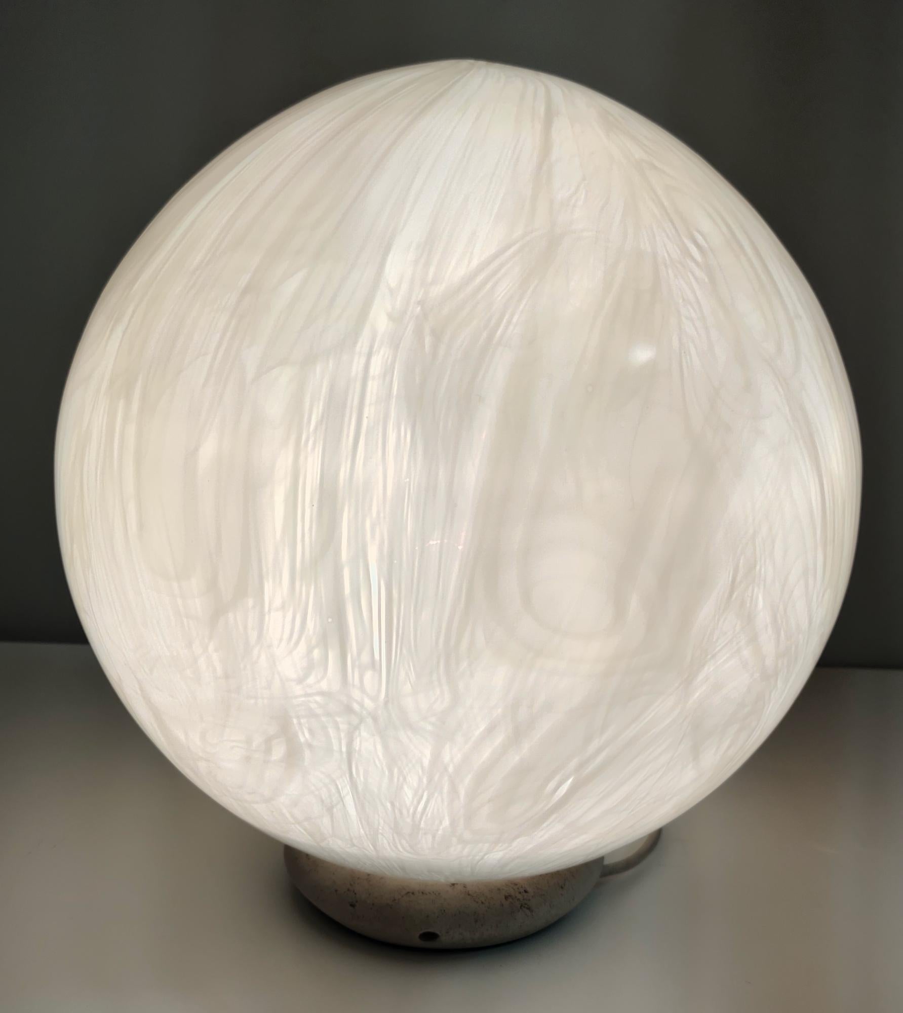 Italian Postmodern White Murano Blown Glass Table Lamp by La Murrina with Murrines Italy For Sale