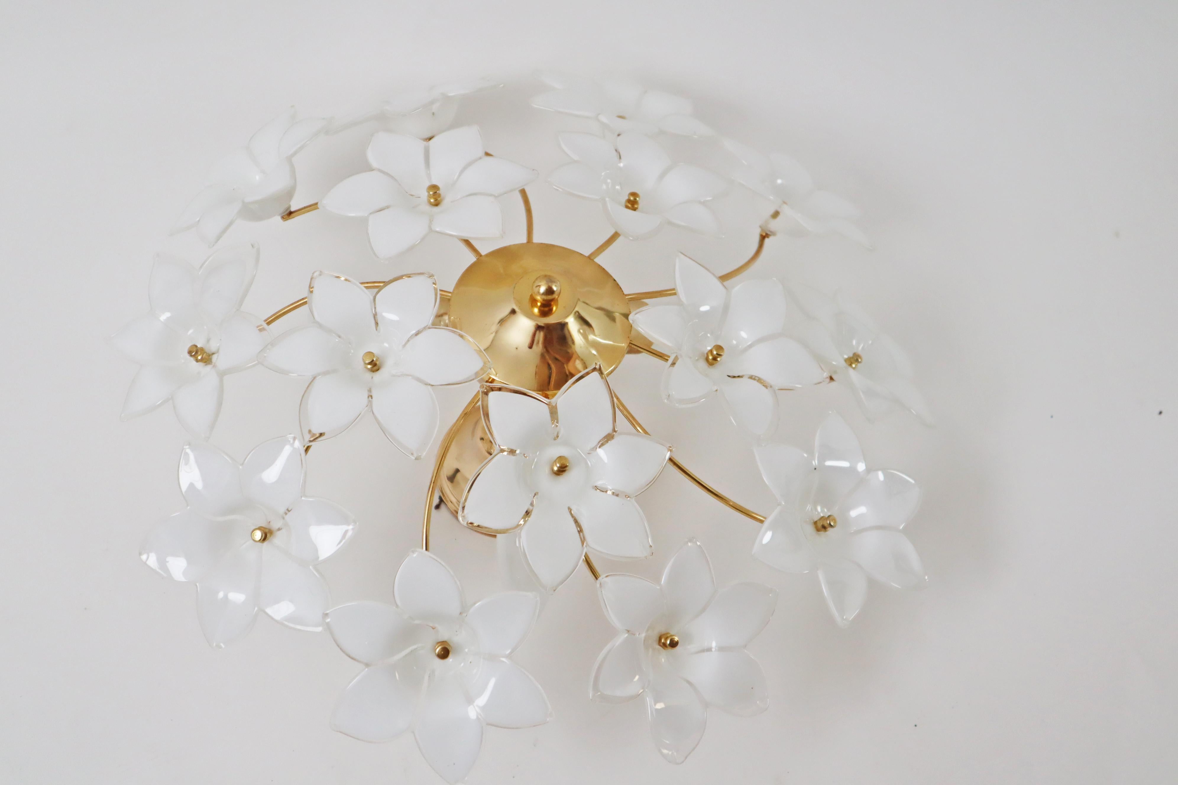 White Murano flowered glass hanging lamp, Austria, 1990s For Sale 4