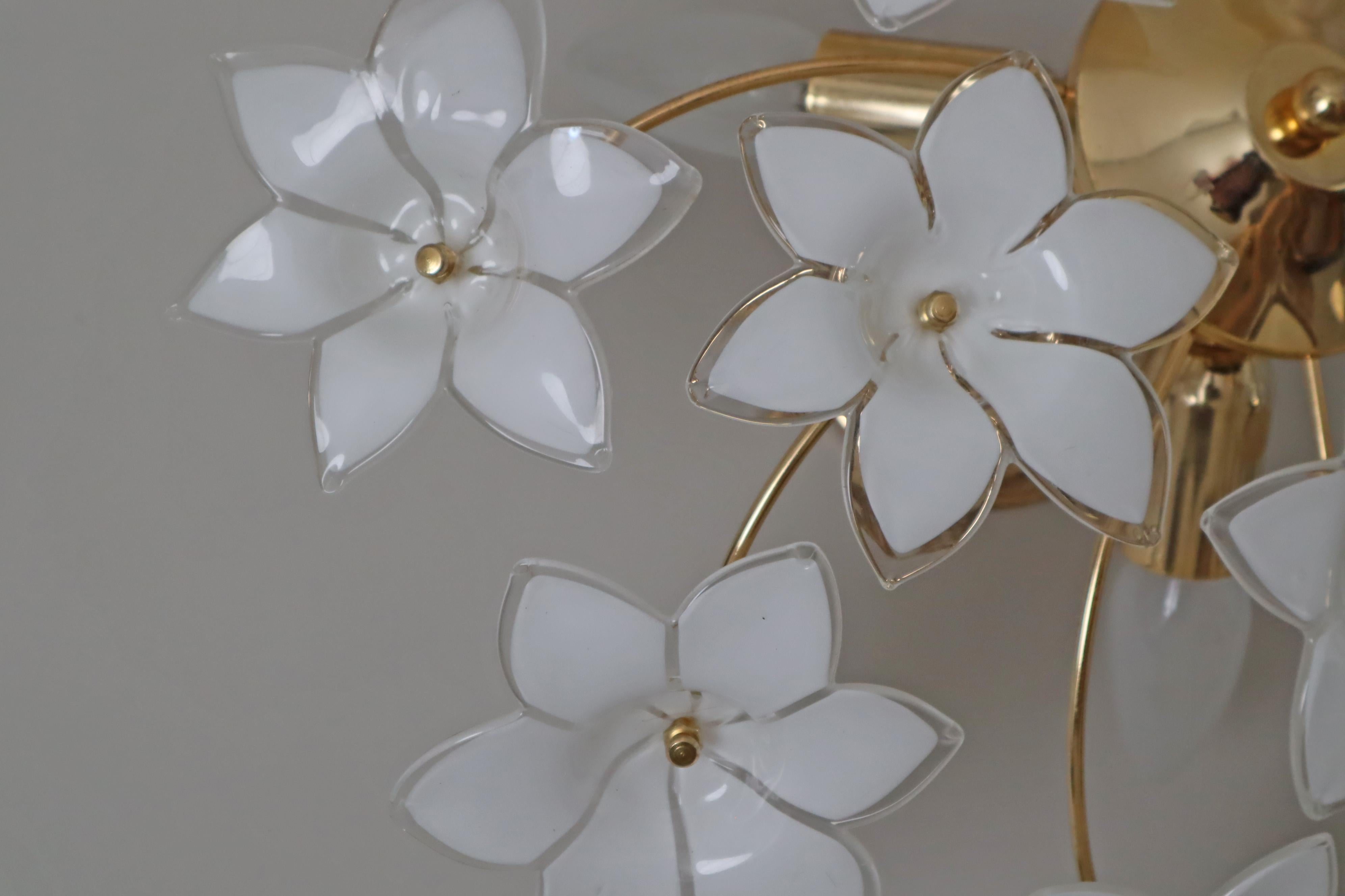 White Murano flowered glass hanging lamp, Austria, 1990s For Sale 8