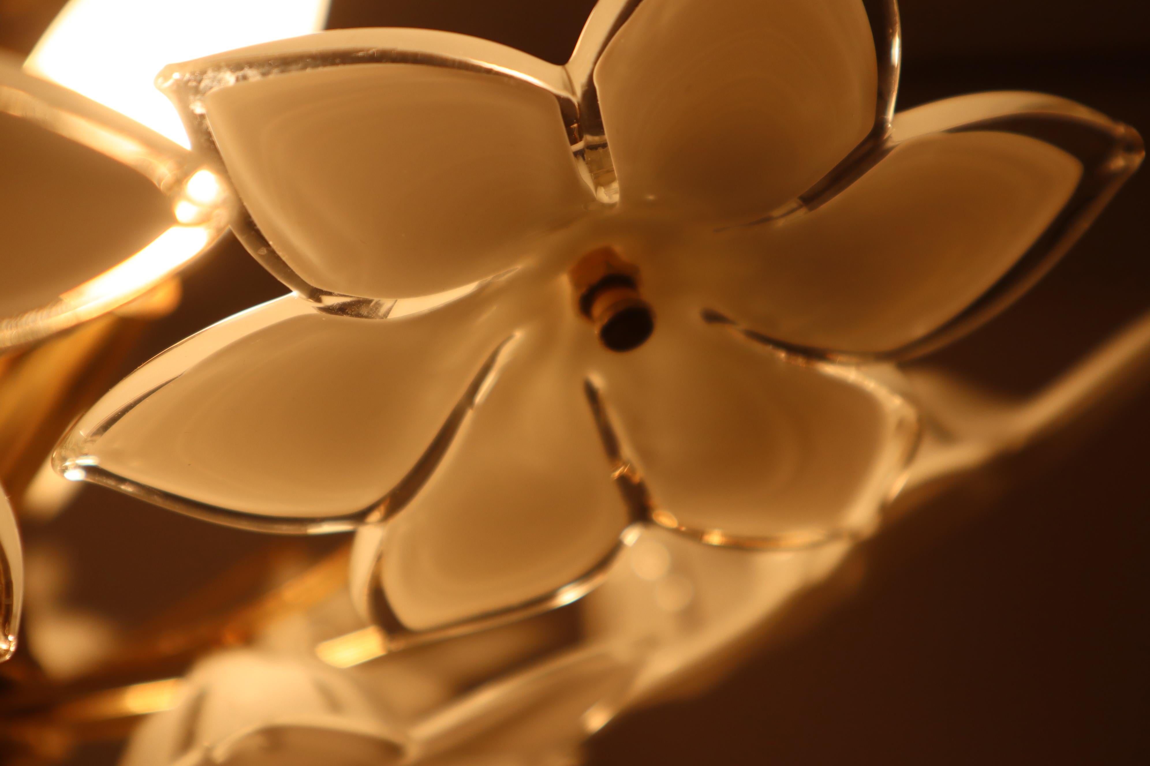 White Murano flowered glass hanging lamp, Austria, 1990s For Sale 1