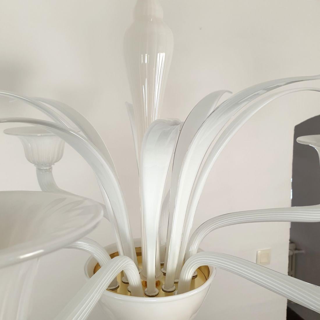 White Murano glass chandelier, Italy For Sale 4