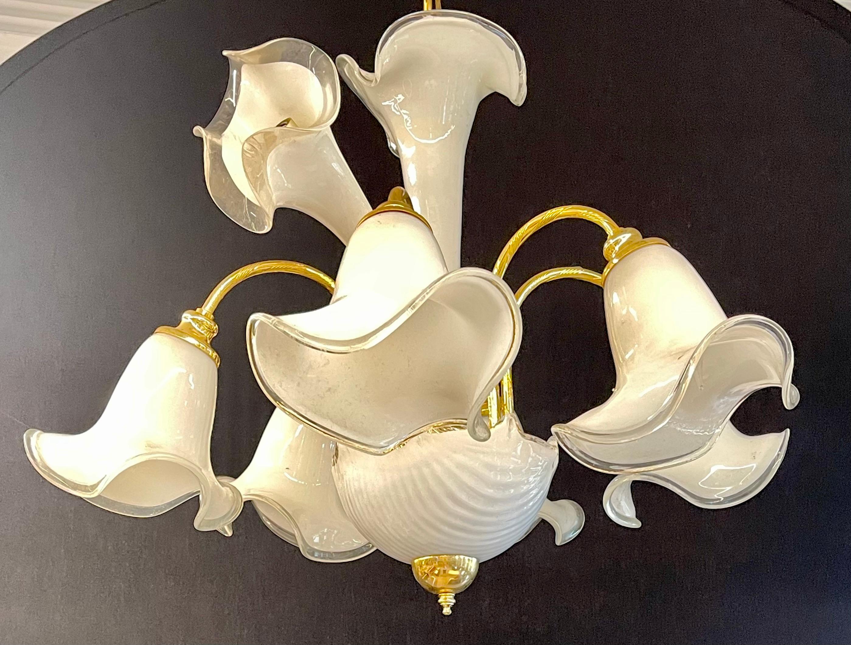 White Murano Glass Chandelier Tulip Form In Good Condition In Stamford, CT