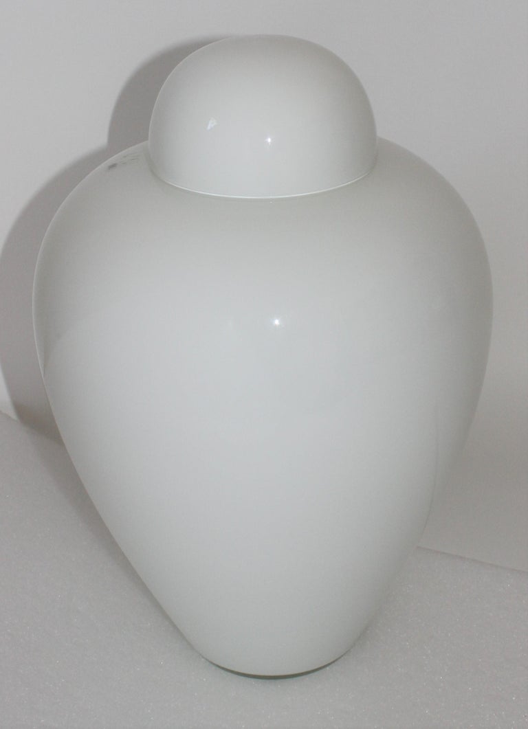 Hand-Crafted White Murano Glass Ginger Jar by Venini For Sale