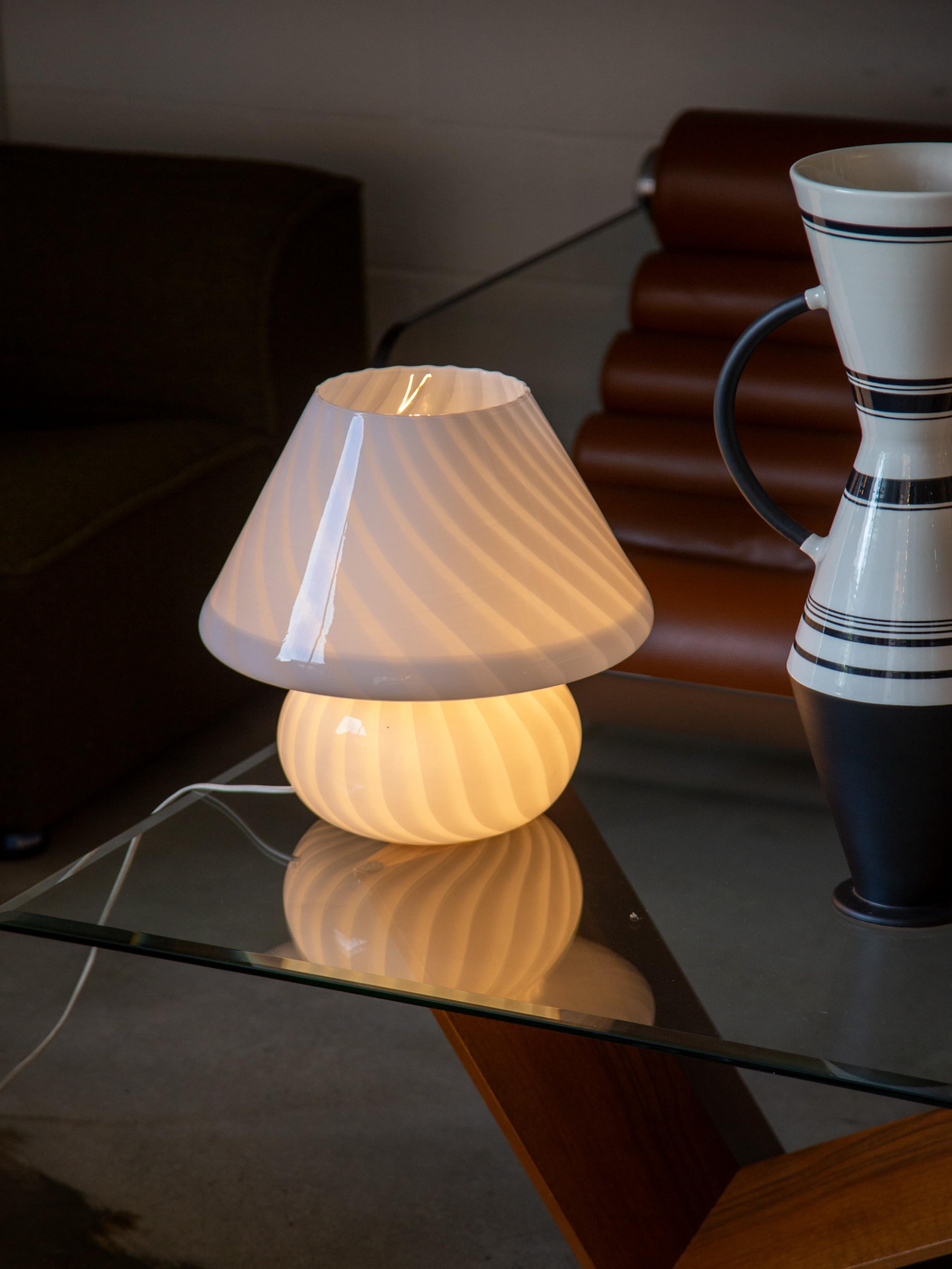 Lámpara de mesa seta de cristal de Murano blanco by Venini en venta 1