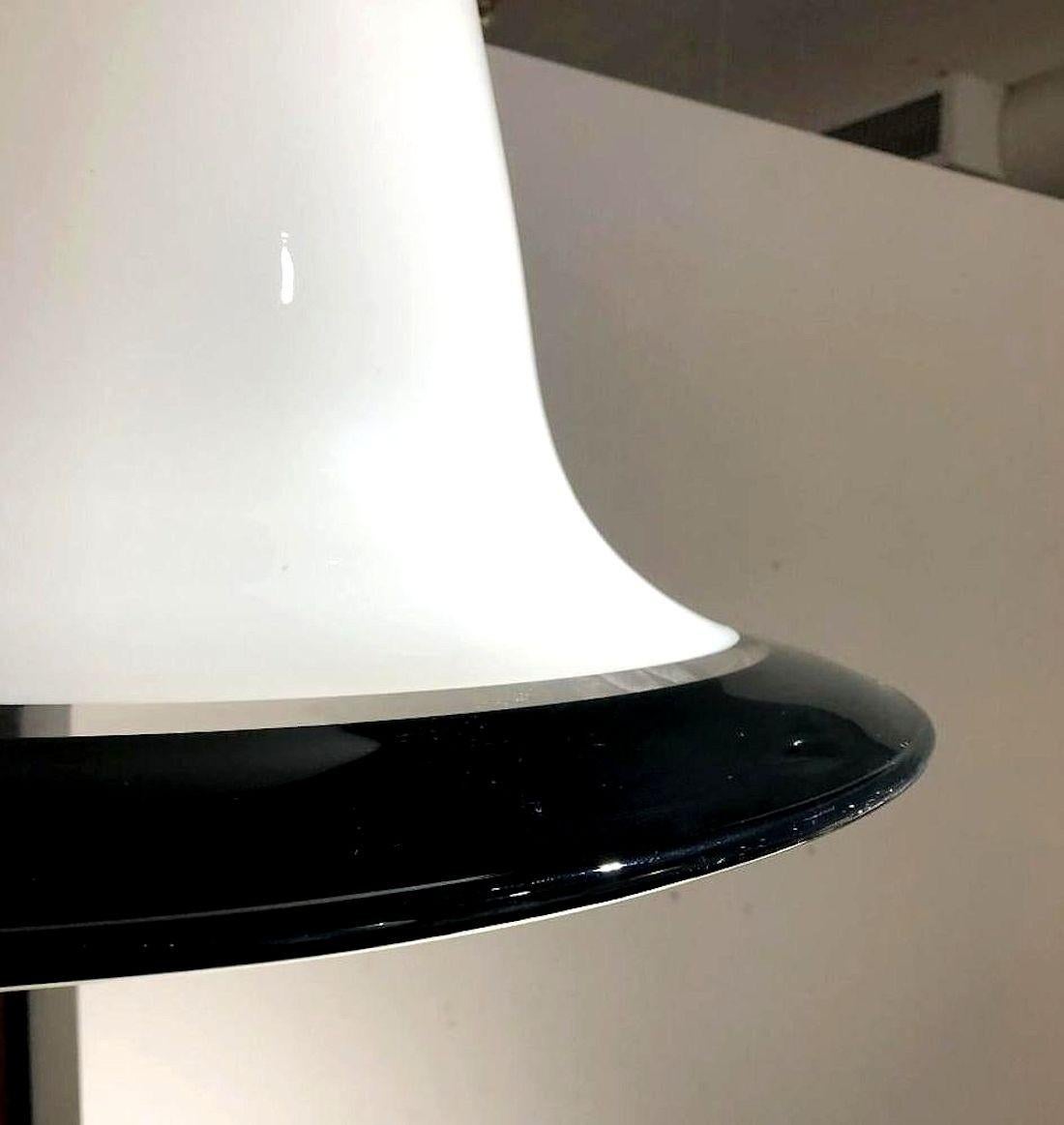 Mid-20th Century White Murano Glass Pendant Chandelier For Sale