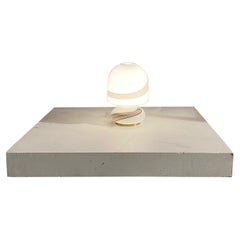 White Murano Glass Table Lamp