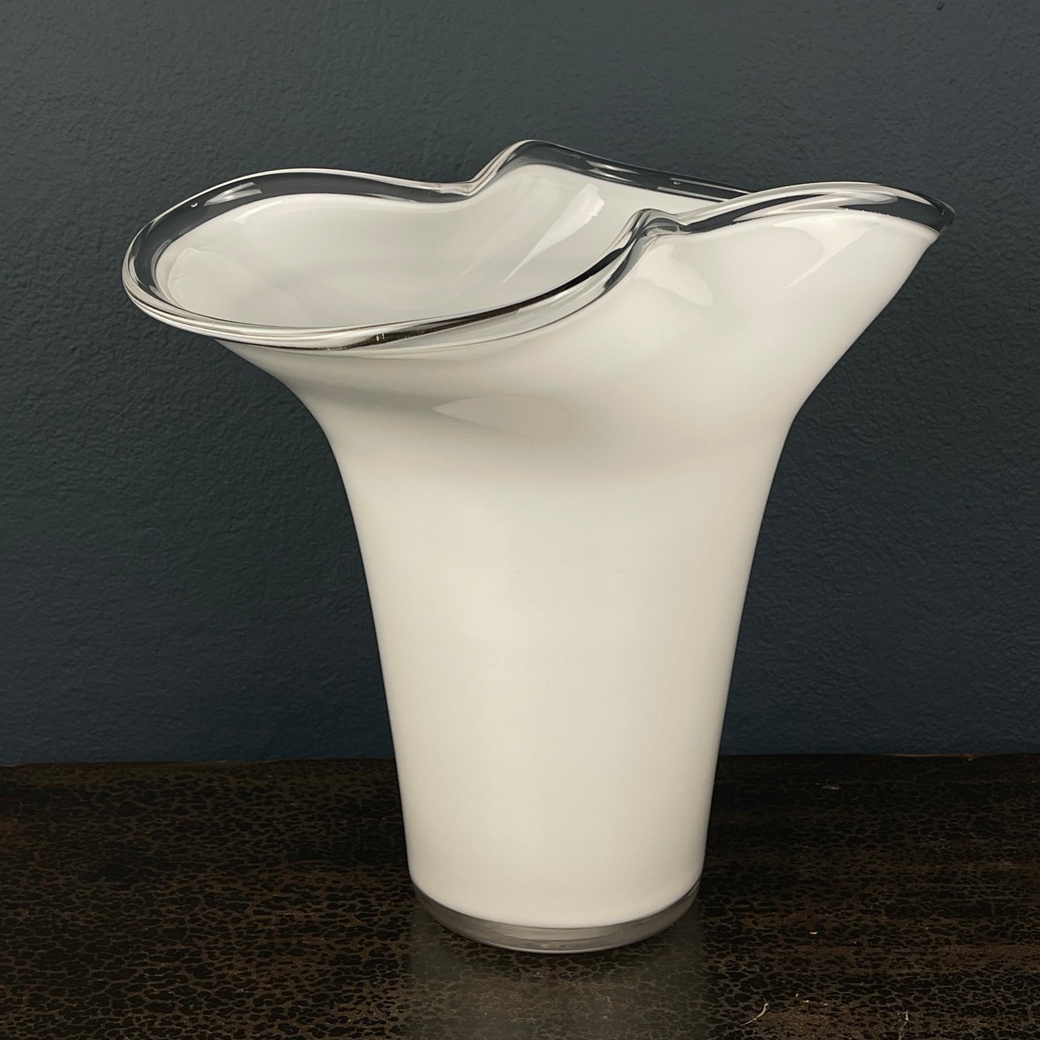 20th Century White murano glass vase Italy 1970s For Sale