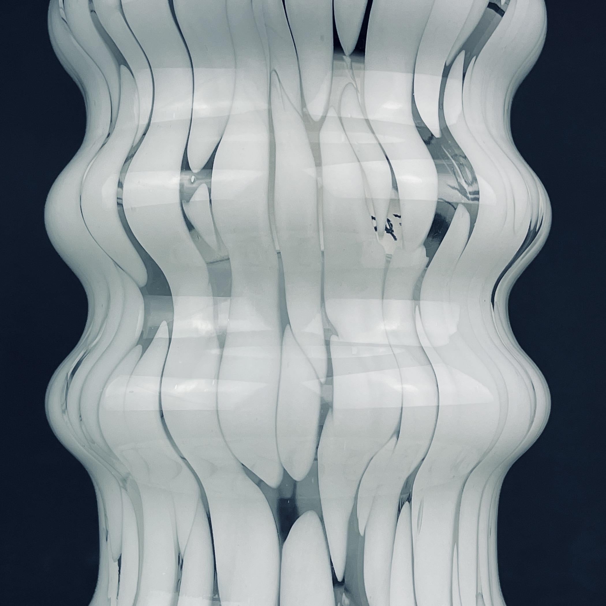 XX secolo Lampada a sospensione di Murano bianca di Carlo Nason per Mazzega, Italia 1960 in vendita