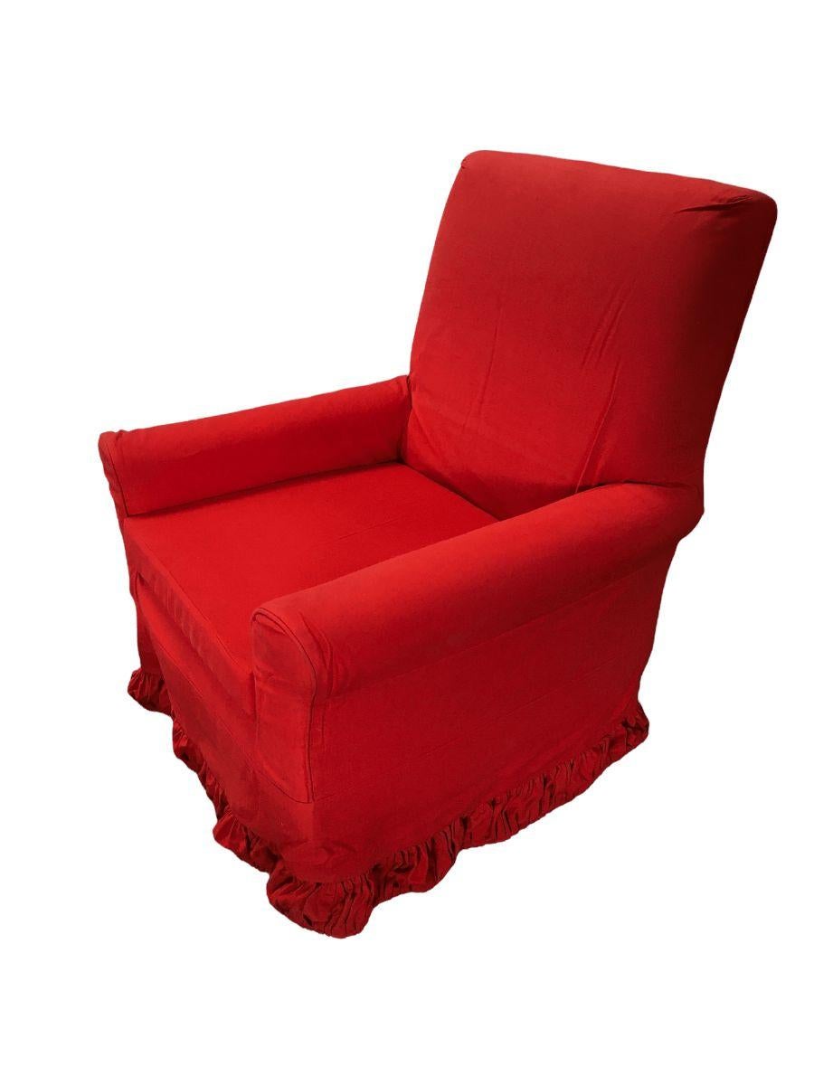 White Muslim Lounge Armchairs with Red Cover and Skirt For Sale 1