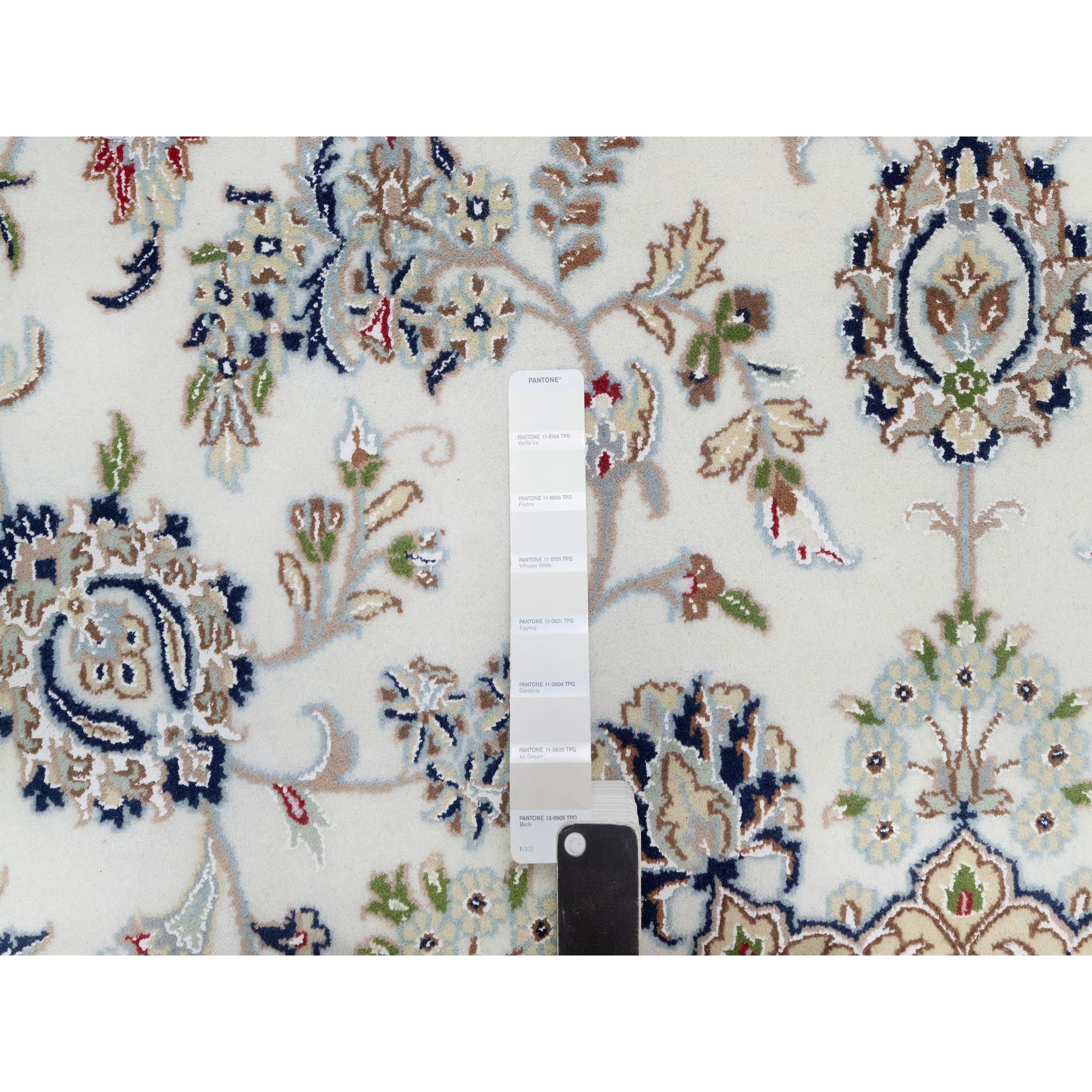 Contemporary White Nain with Flower Design 250 KPSI Hand Knotted Wool & Silk Rug 8'10