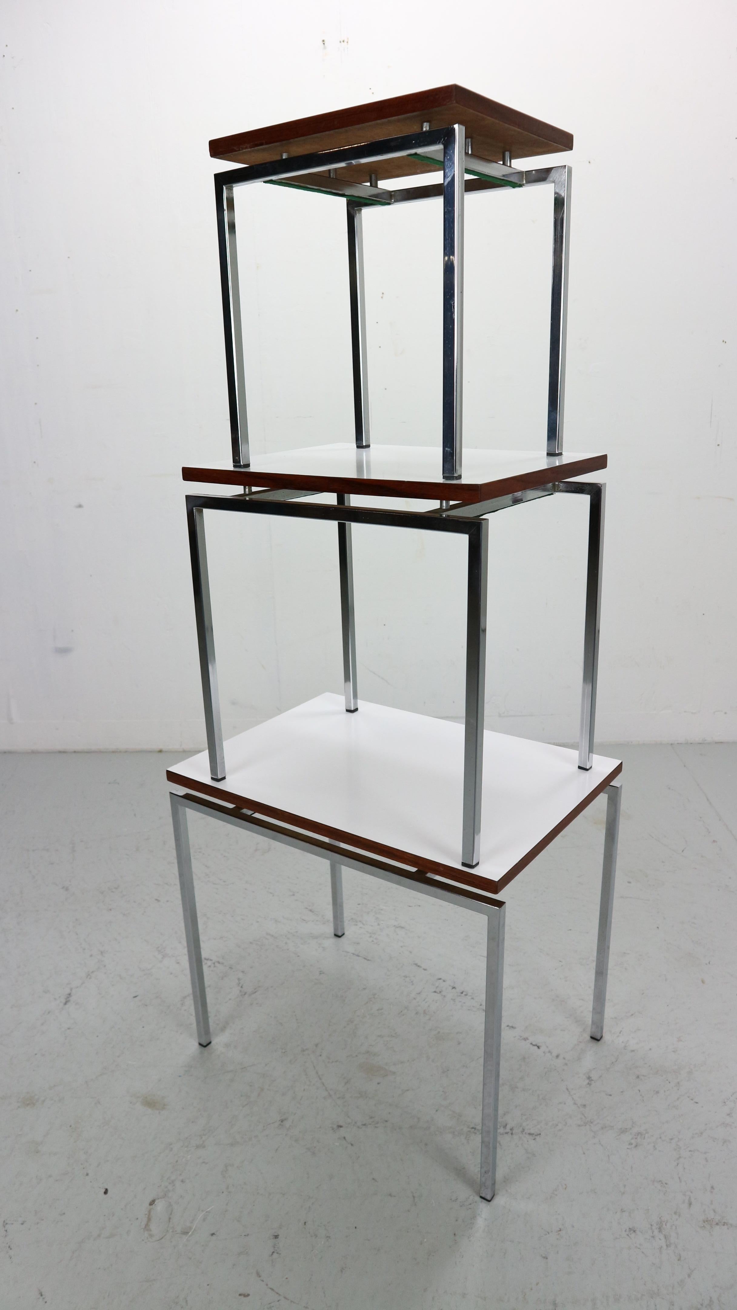 Chrome White Nesting Table Set with chrome frame and wood detail, 1970s For Sale