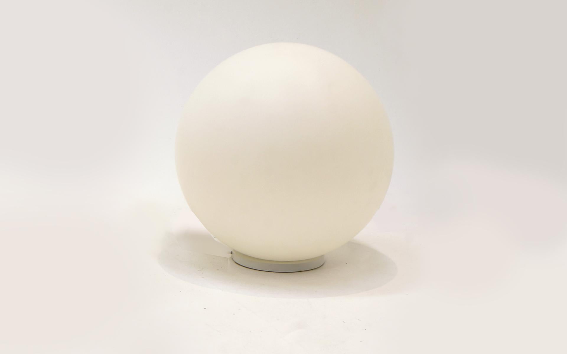 Italian round glass globe light. Big enough to be used as a floor lamp or as a table lamp. Glass is excellent with no chips and a few signs of wear to the white finish upon close inspection. Original heavy duty base and American wiring.
