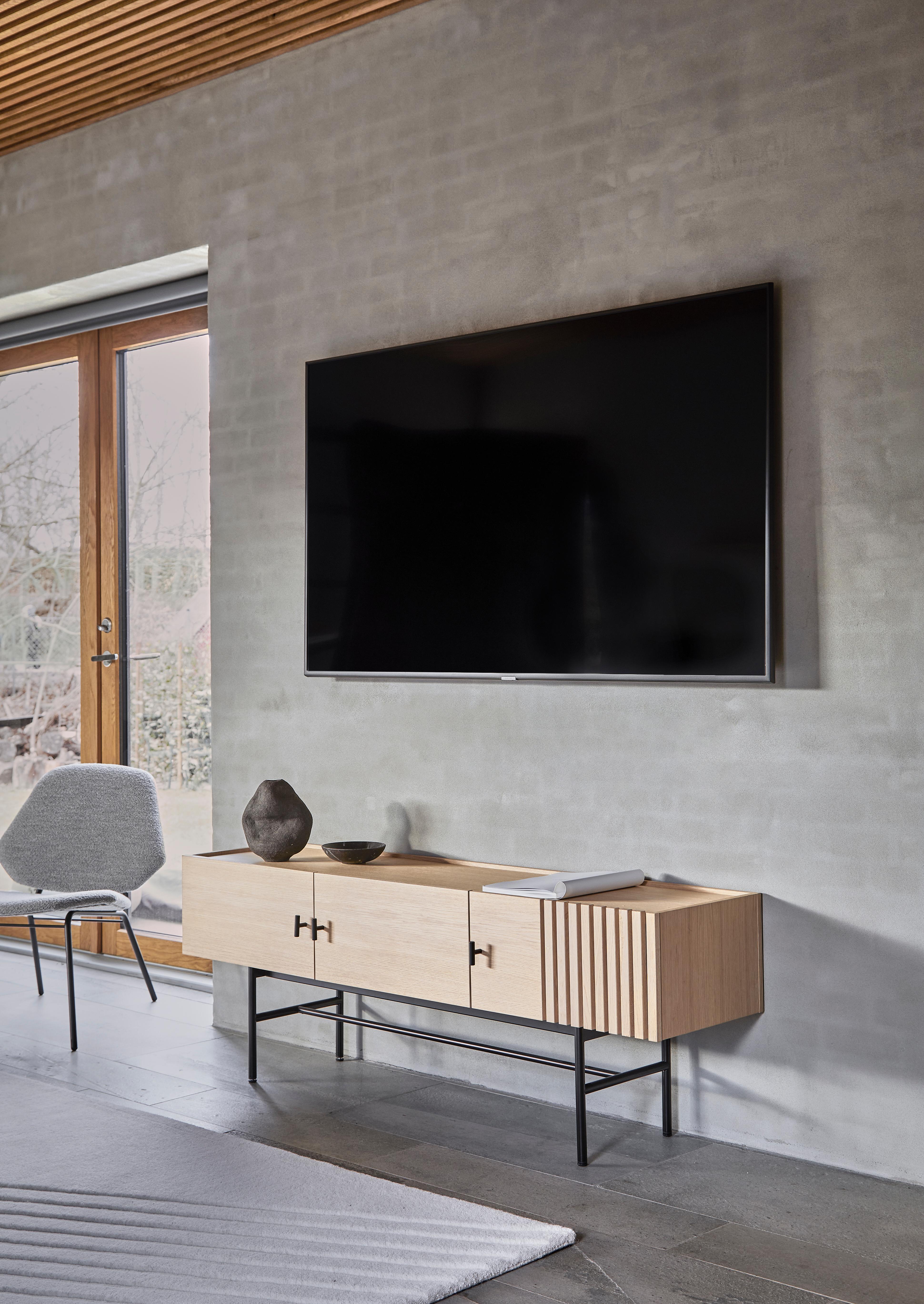 Weißes Eichenholz Array Low Sideboard 150 von Says Who im Angebot 2