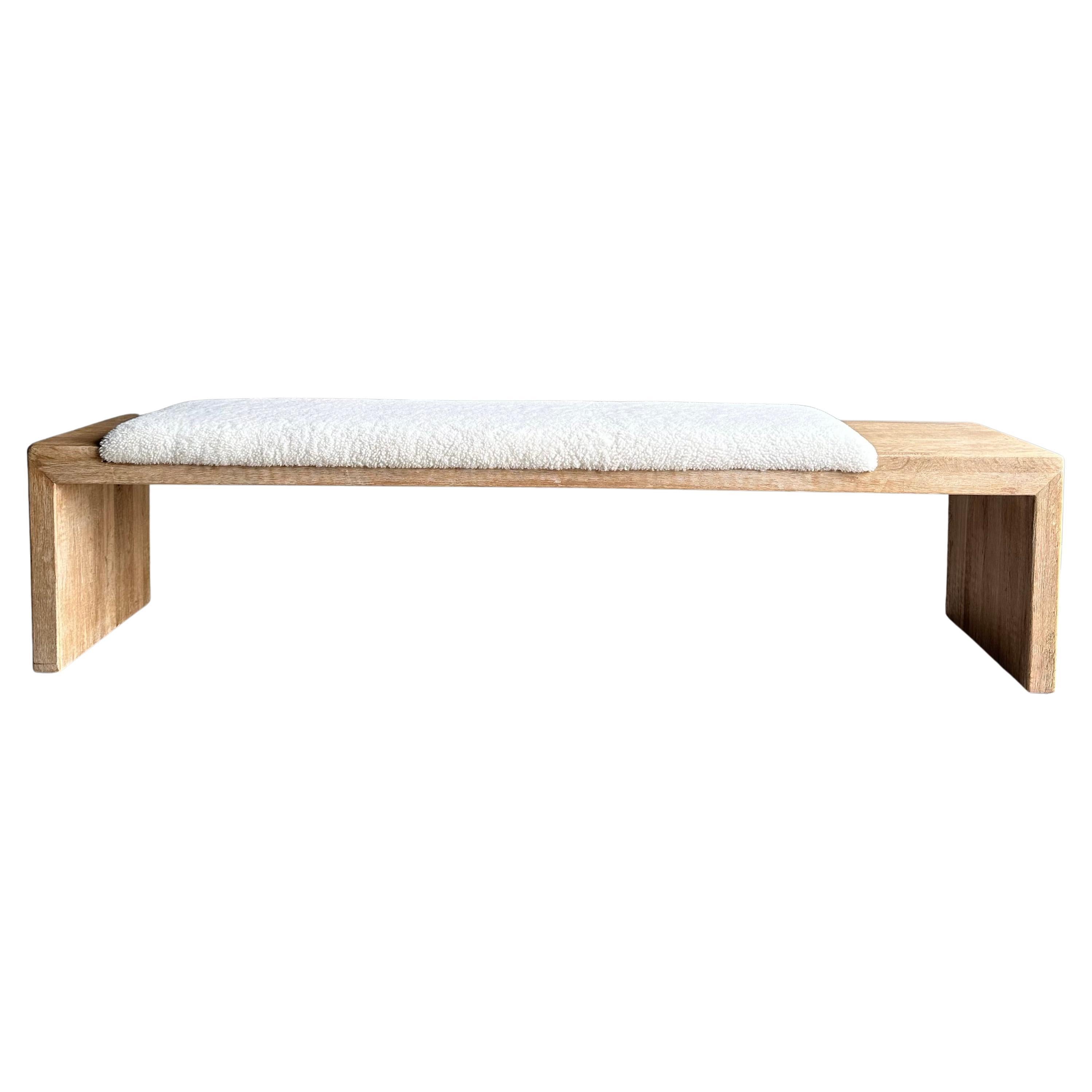 Panca in Oak Oak con finitura naturale e imbottita in finto sherpa da 70" fuori centro