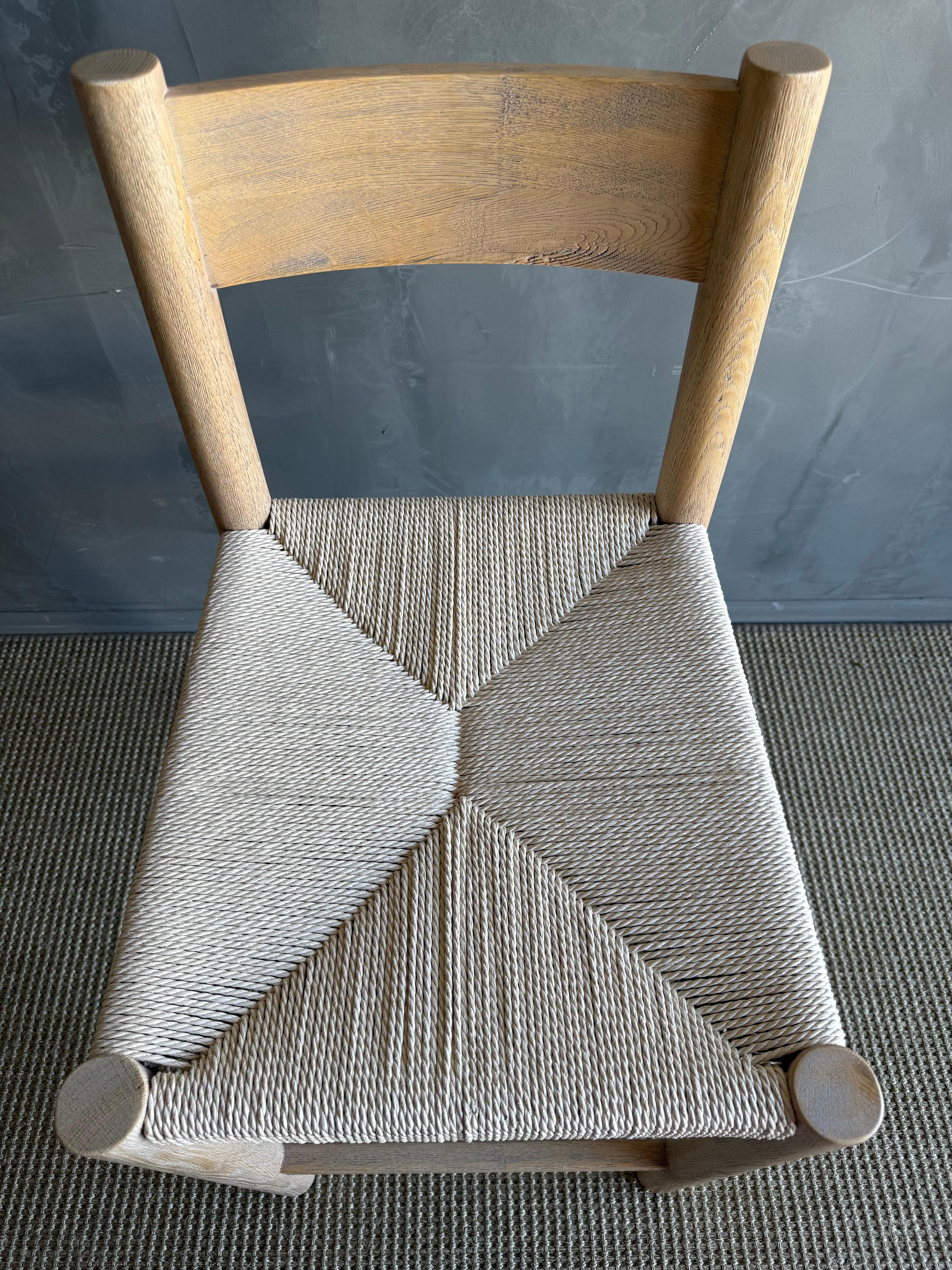 Tabouret de comptoir en chêne blanc avec assise tissée et coussin de siège 100 % ourlé en vente 1